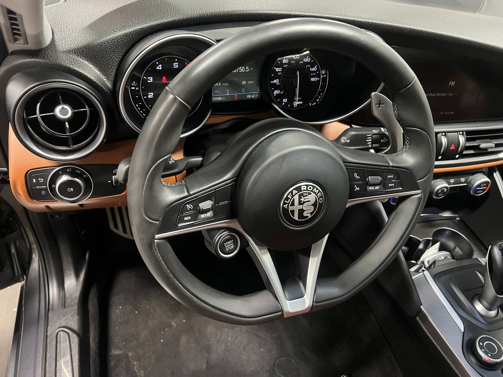 Thumbnail: 2018 Alfa Romeo Giulia - 4