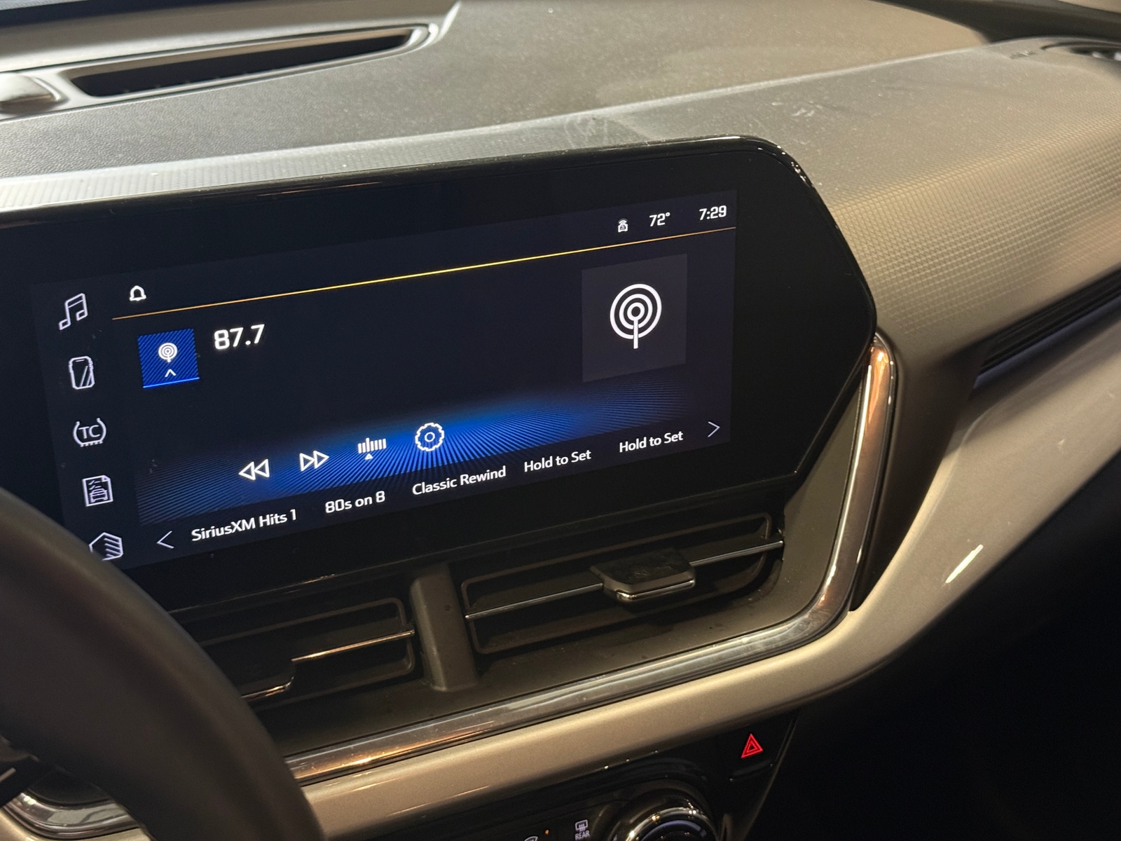 Thumbnail: 2025 Chevrolet Trax - 4