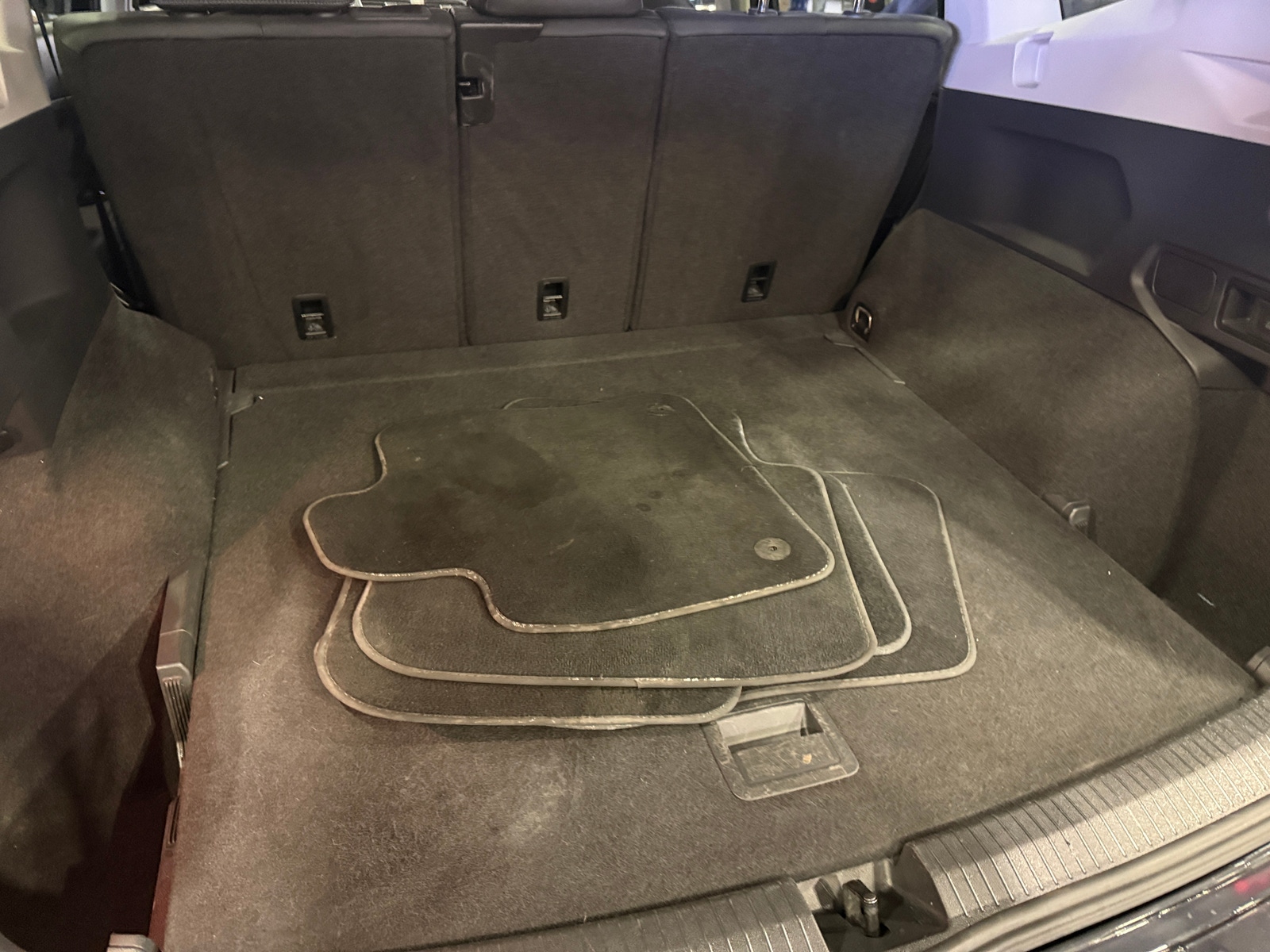 Thumbnail: 2019 Volkswagen Tiguan - 6