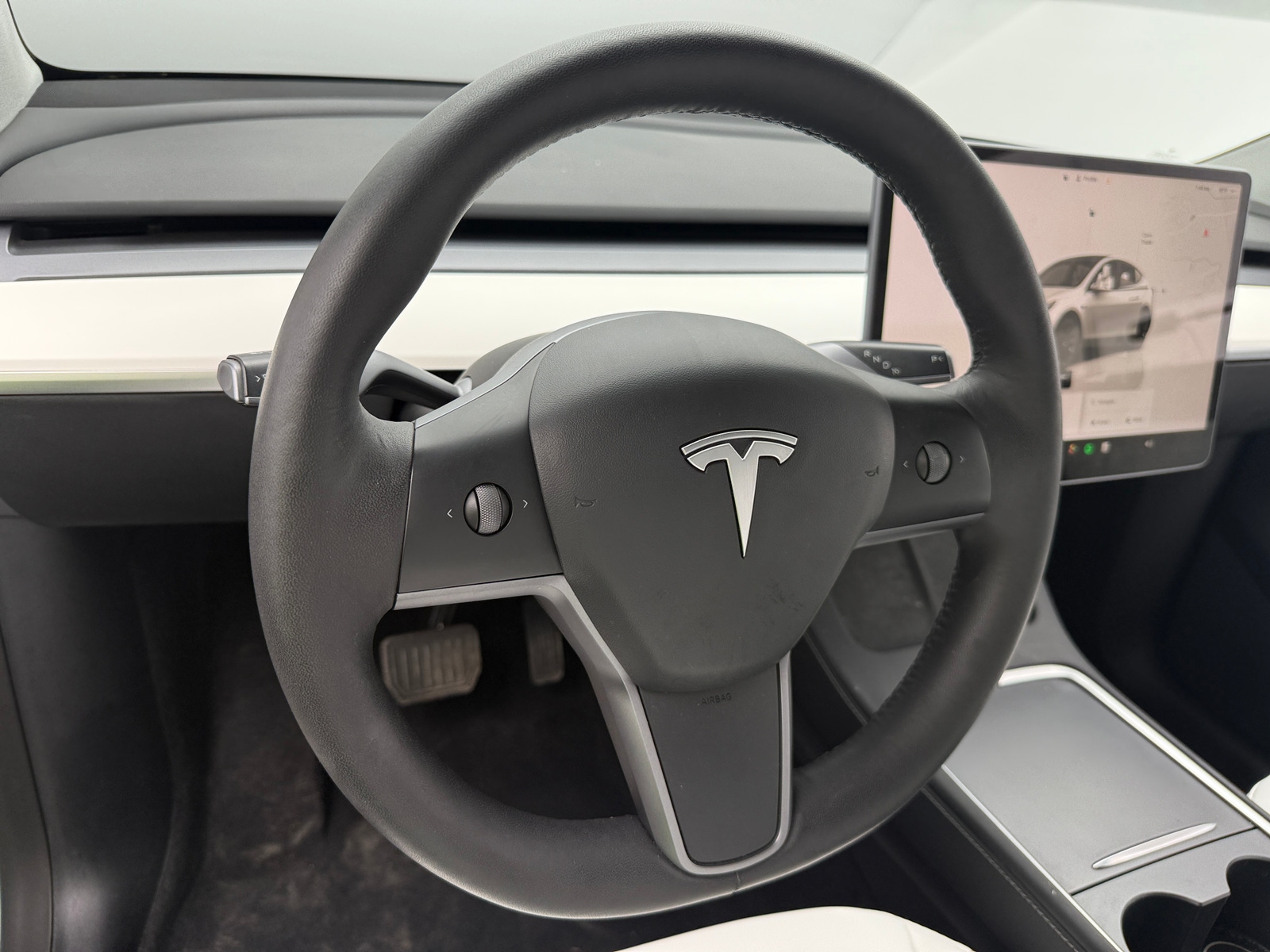 Thumbnail: 2022 Tesla Model Y - 4