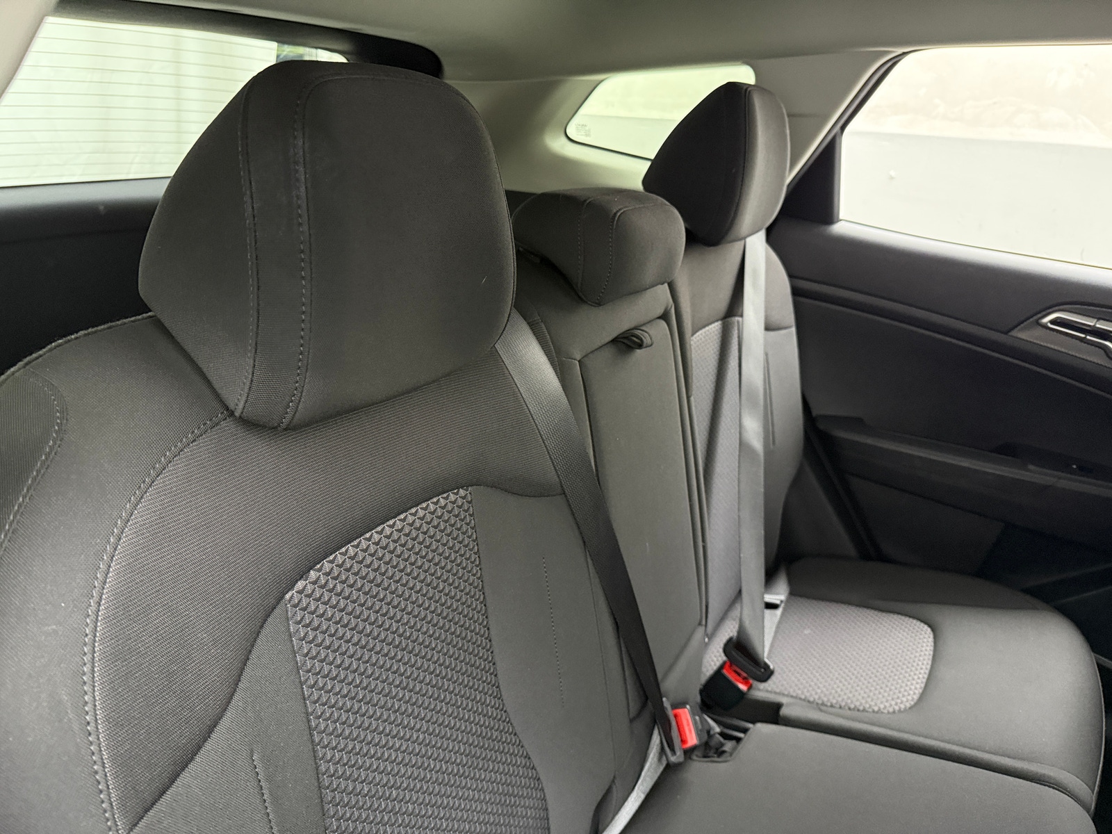 Thumbnail: 2025 Kia Sportage - 6