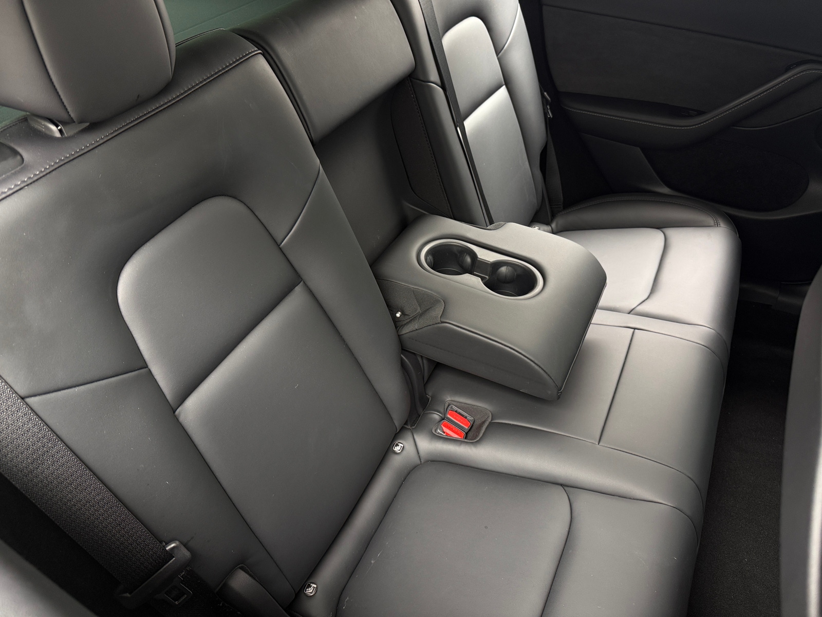 Thumbnail: 2023 Tesla Model Y - 4