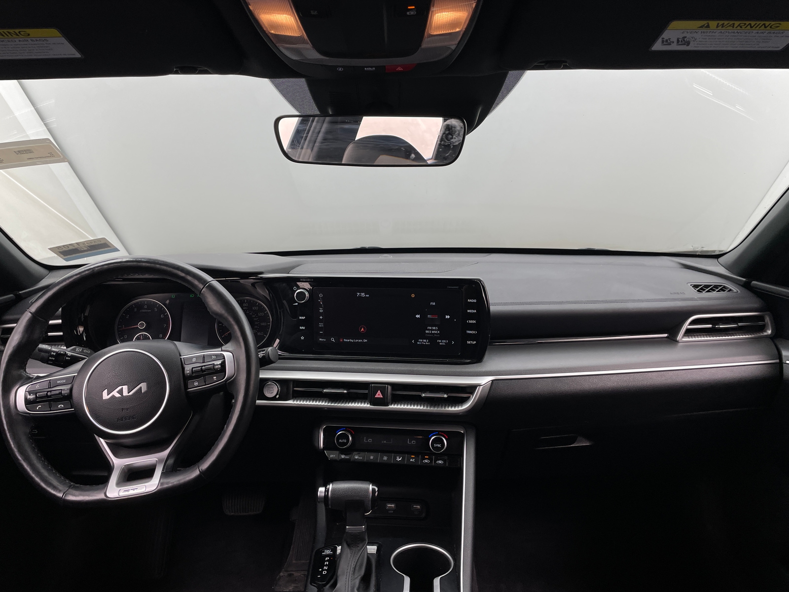 Thumbnail: 2023 Kia K5 - 3