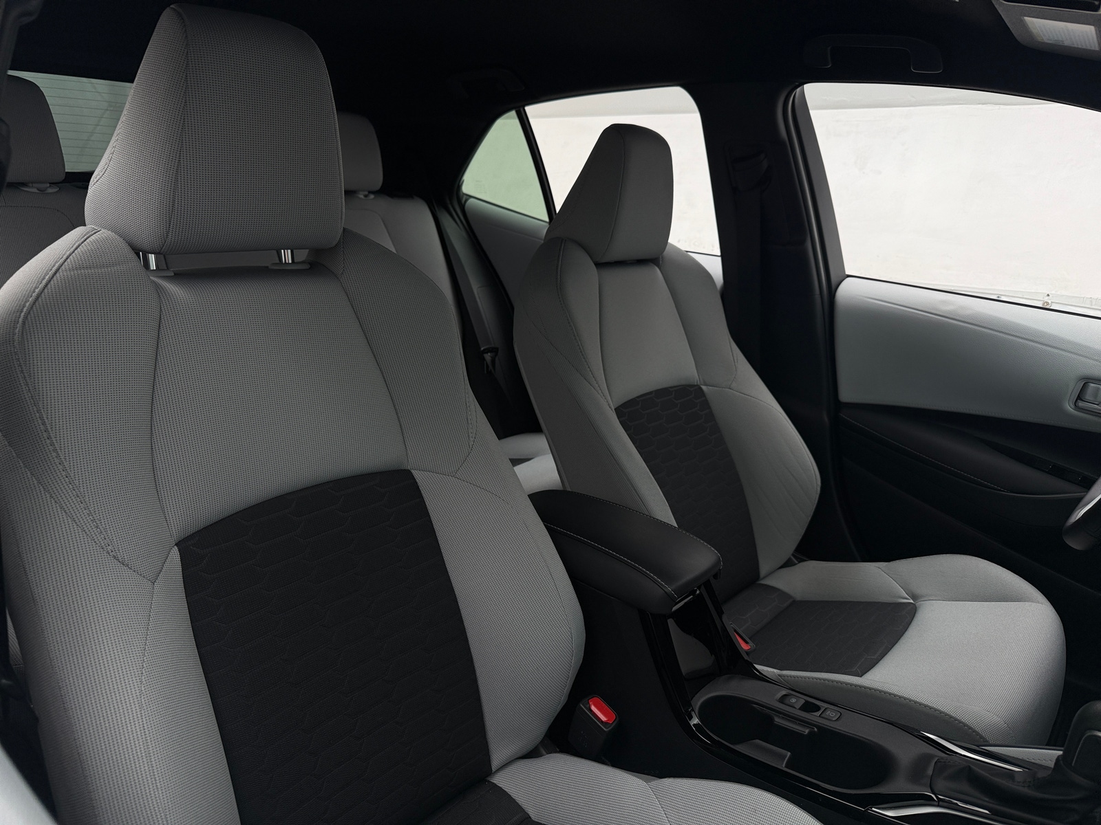 Thumbnail: 2025 Toyota Corolla - 2