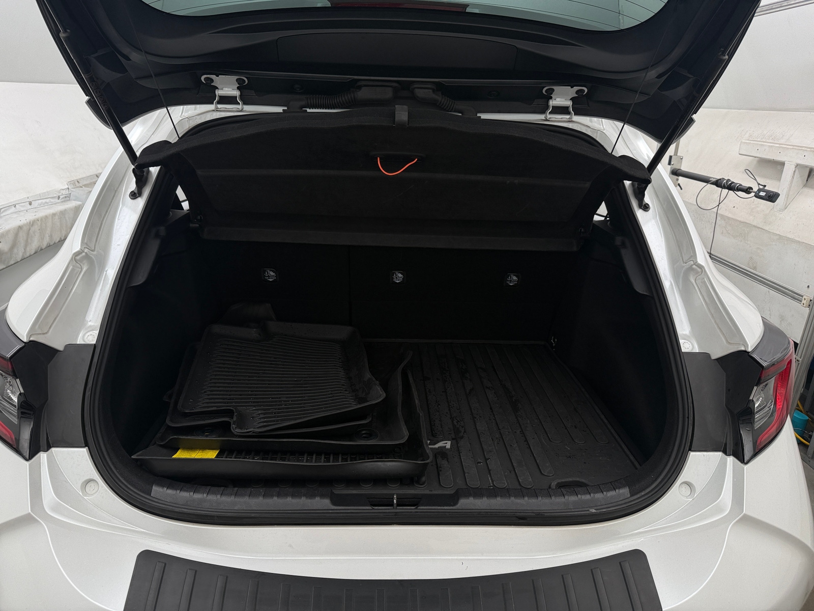 Thumbnail: 2025 Toyota Corolla - 7