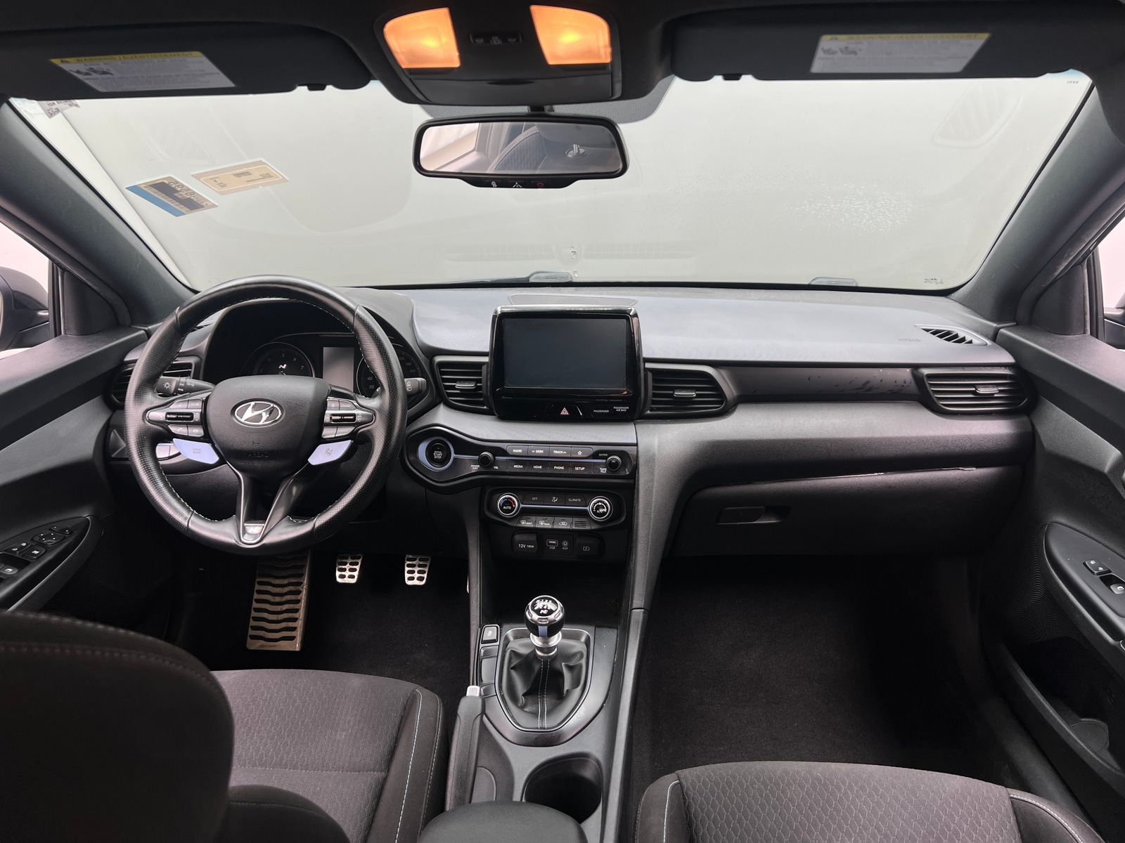 Thumbnail: 2020 Hyundai Veloster - 3