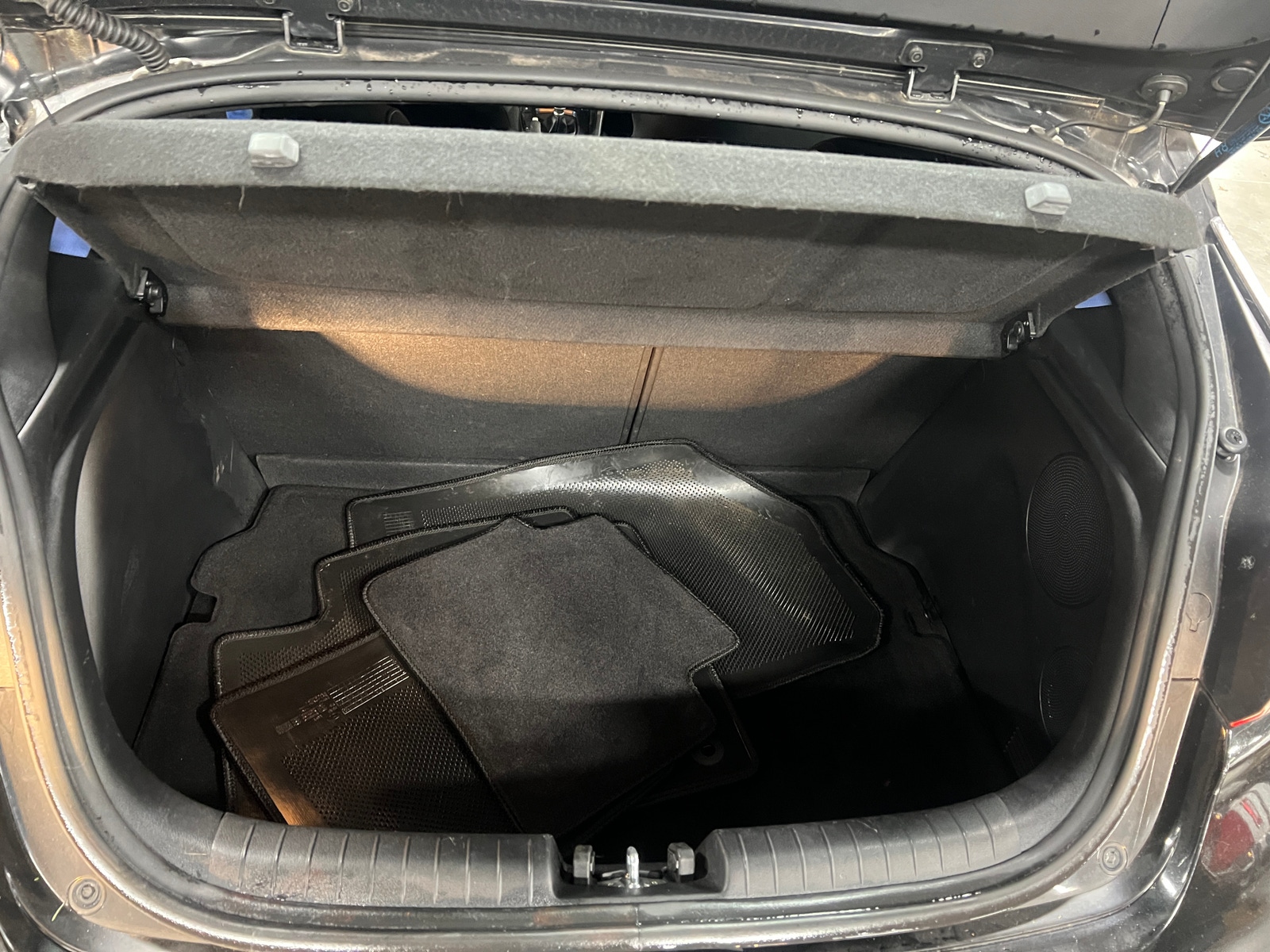 Thumbnail: 2020 Hyundai Veloster - 7