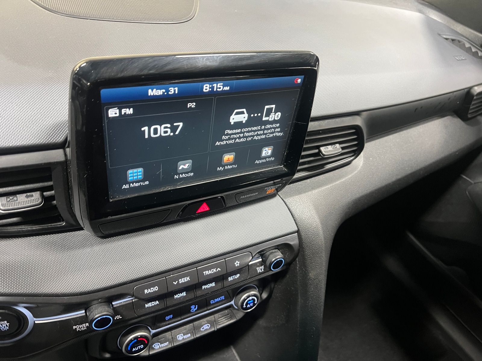 Thumbnail: 2020 Hyundai Veloster - 4