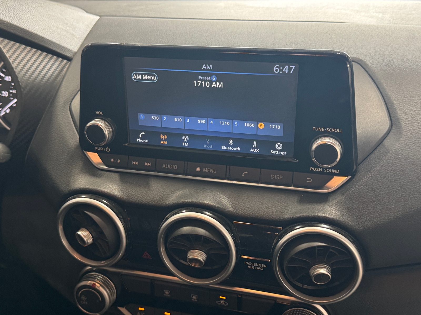 Thumbnail: 2024 Nissan Sentra - 4