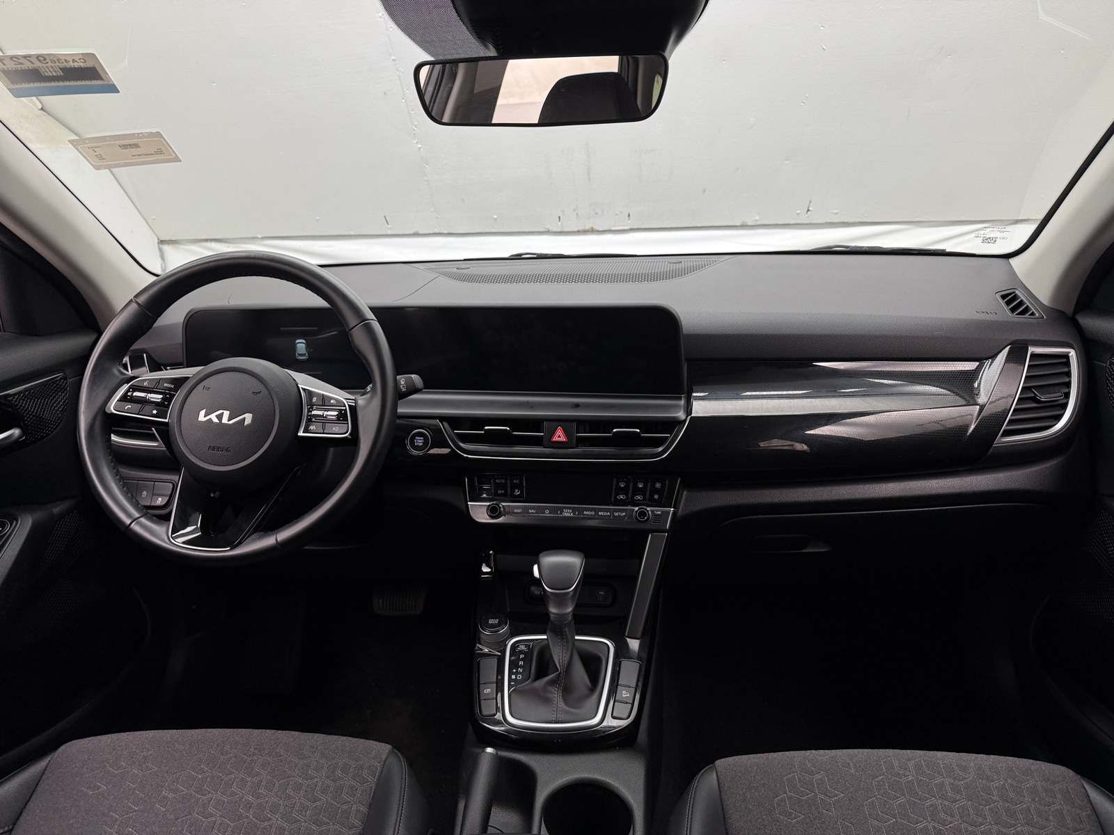 Thumbnail: 2025 Kia Seltos - 3