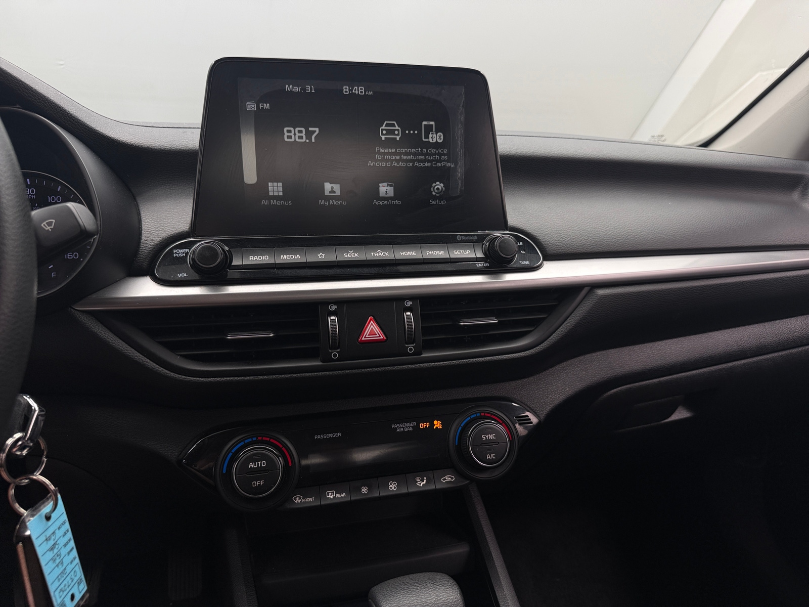 Thumbnail: 2019 Kia Forte - 4