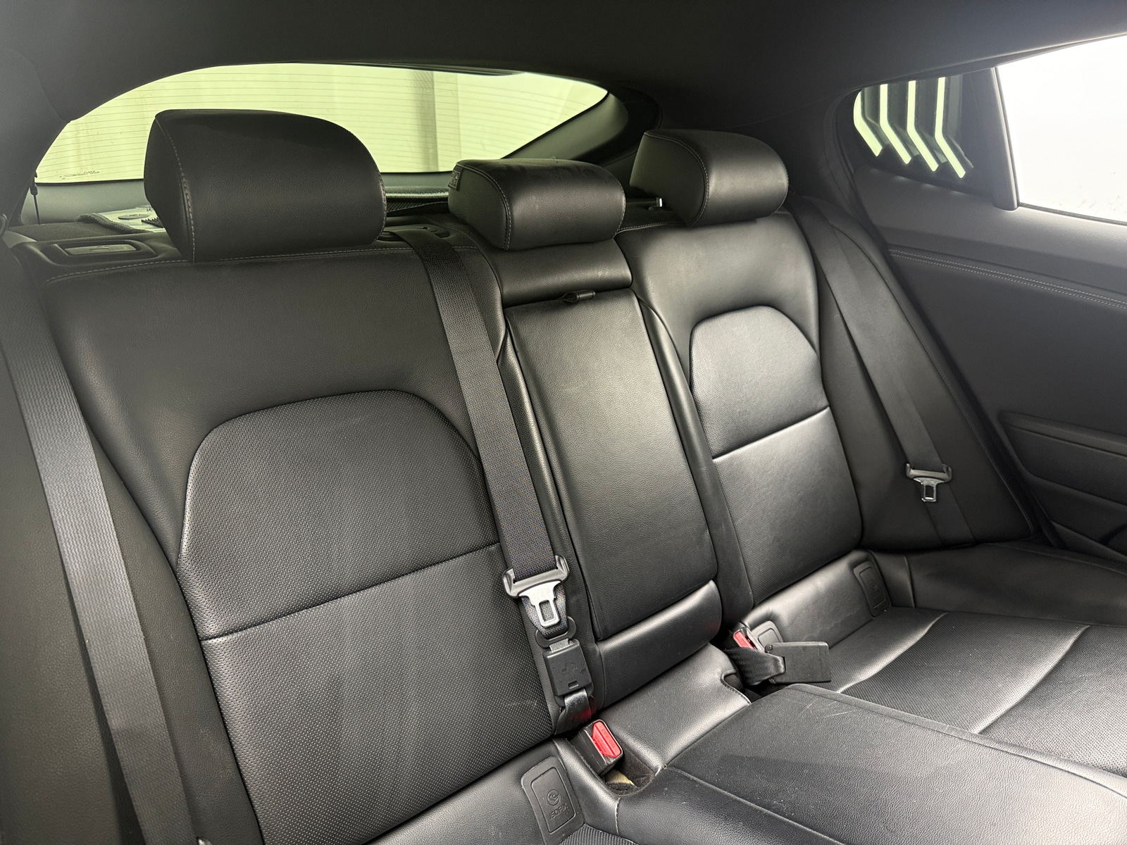 Thumbnail: 2022 Kia Stinger - 5