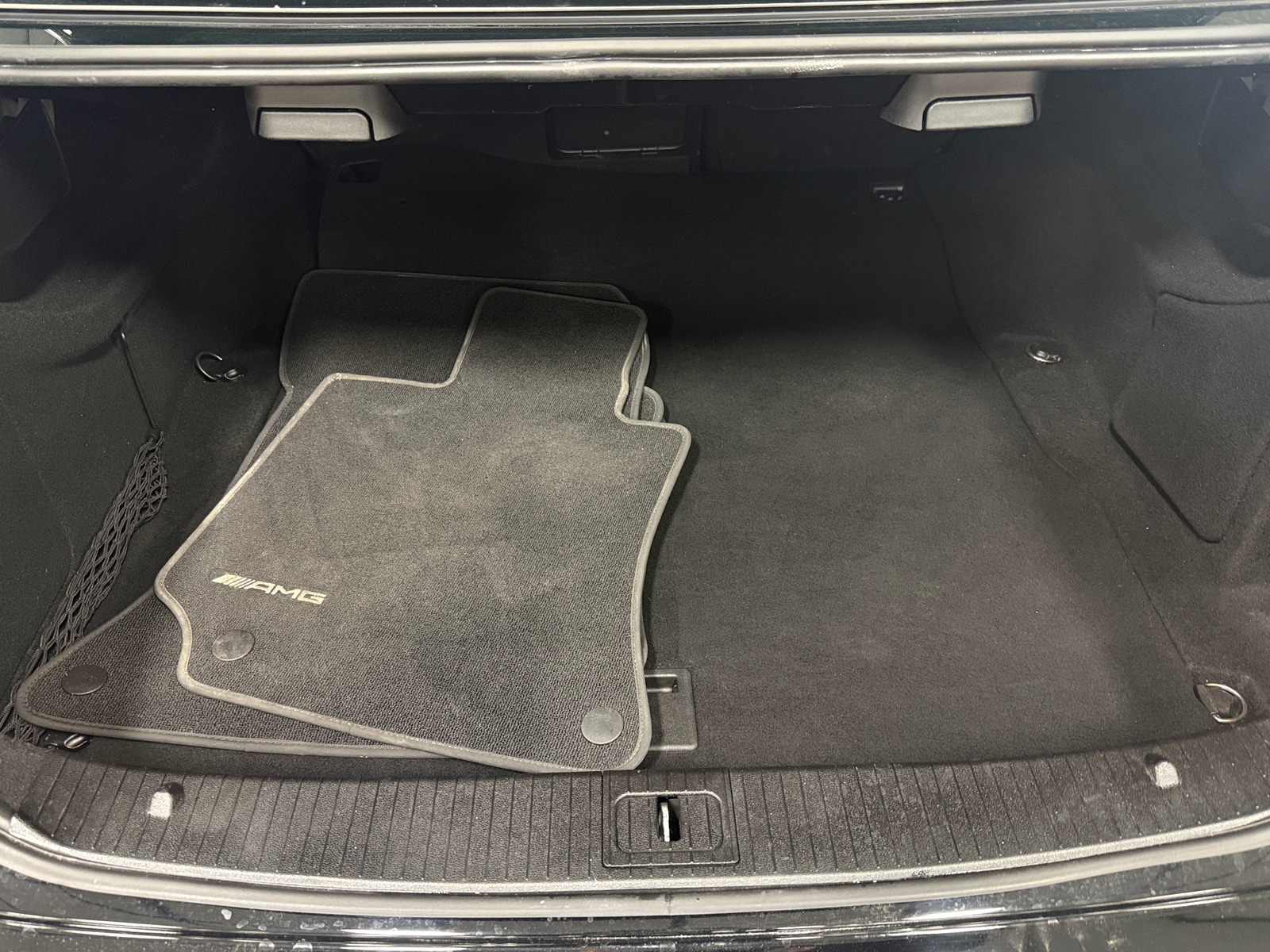 Thumbnail: 2016 Mercedes-Benz E-Class - 6