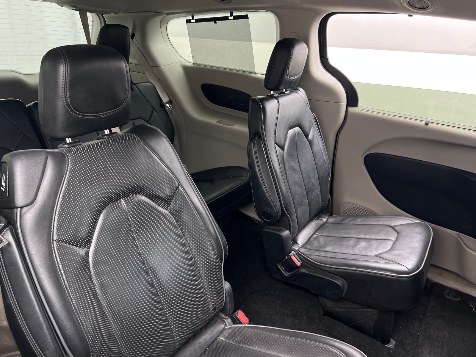 Thumbnail: 2020 Chrysler Pacifica - 5