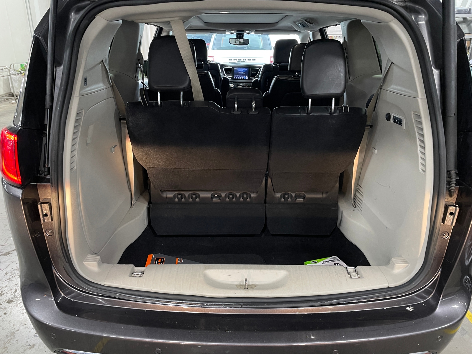 Thumbnail: 2020 Chrysler Pacifica - 6