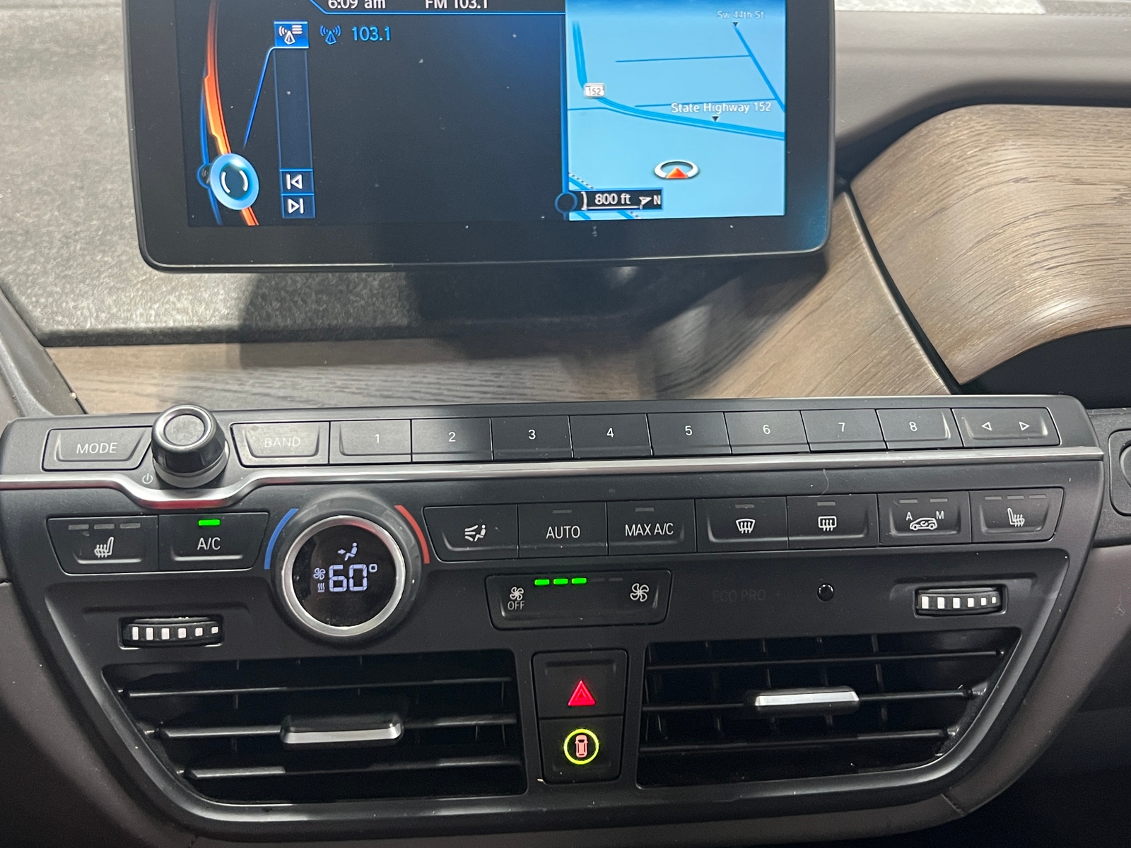 Thumbnail: 2017 BMW i3 - 2