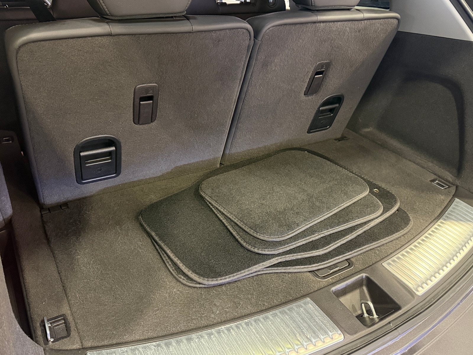 Thumbnail: 2018 Acura MDX - 6