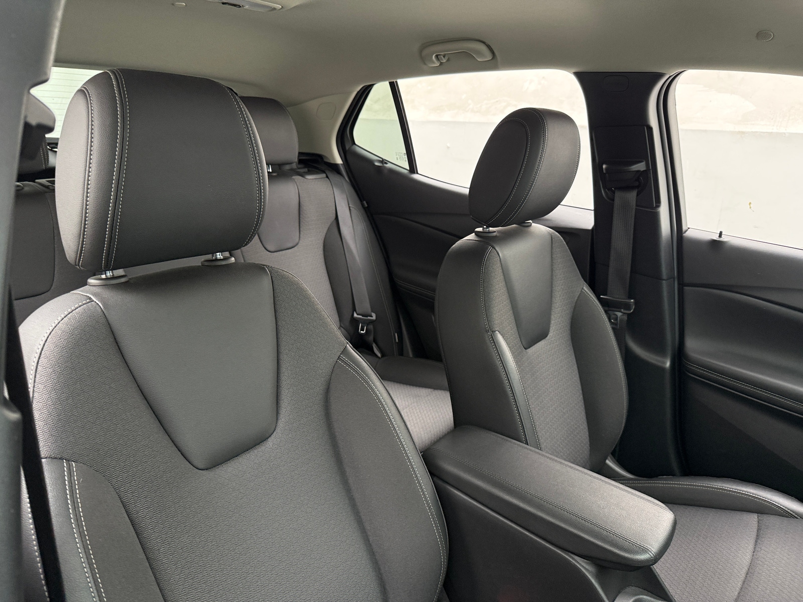 Thumbnail: 2025 Buick Encore GX - 2