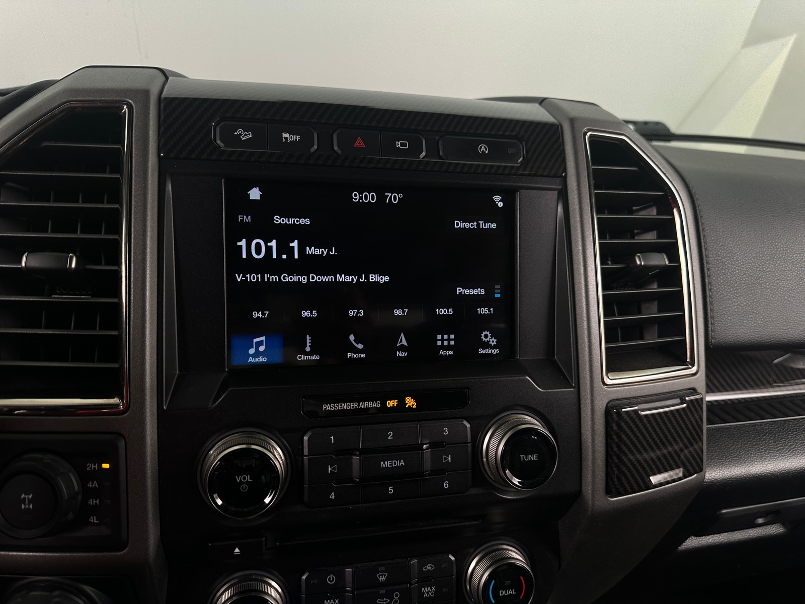 Thumbnail: 2018 Ford Econoline - 3