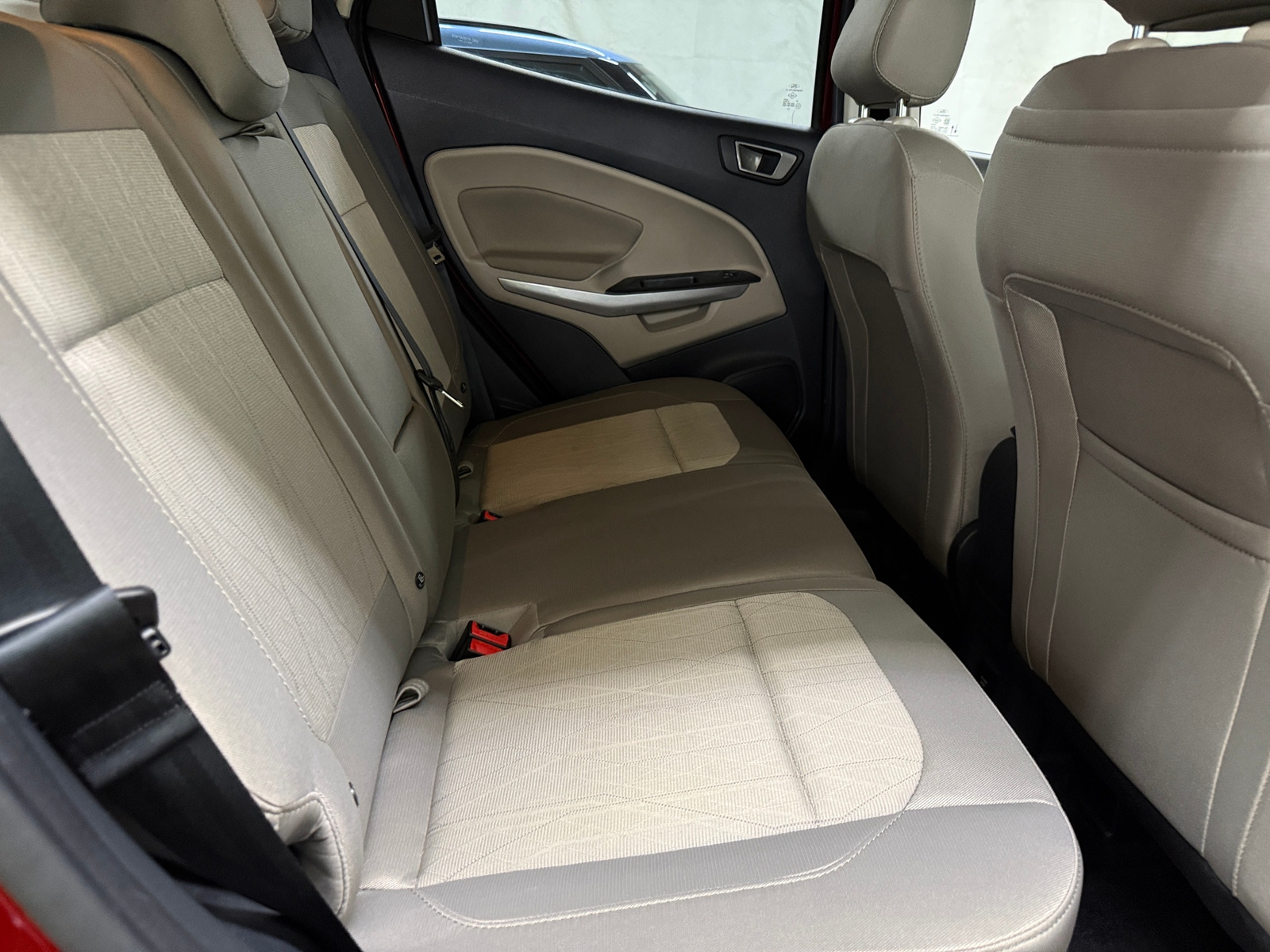 Thumbnail: 2021 Ford EcoSport - 6