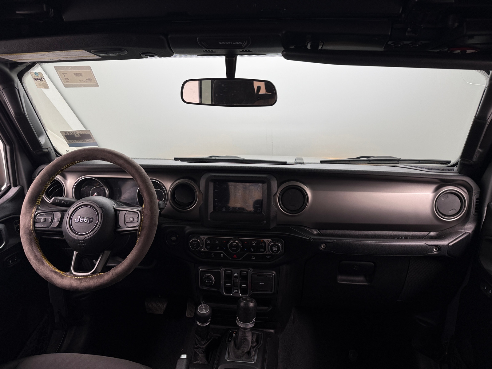 Thumbnail: 2020 Jeep Gladiator - 3