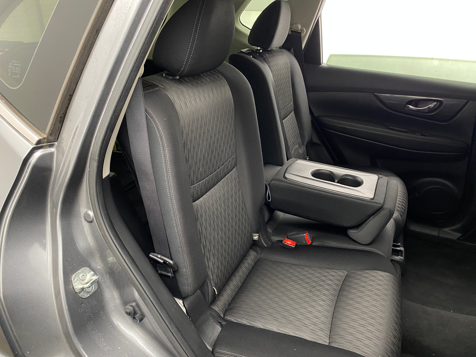 Thumbnail: 2018 Nissan Rogue - 6