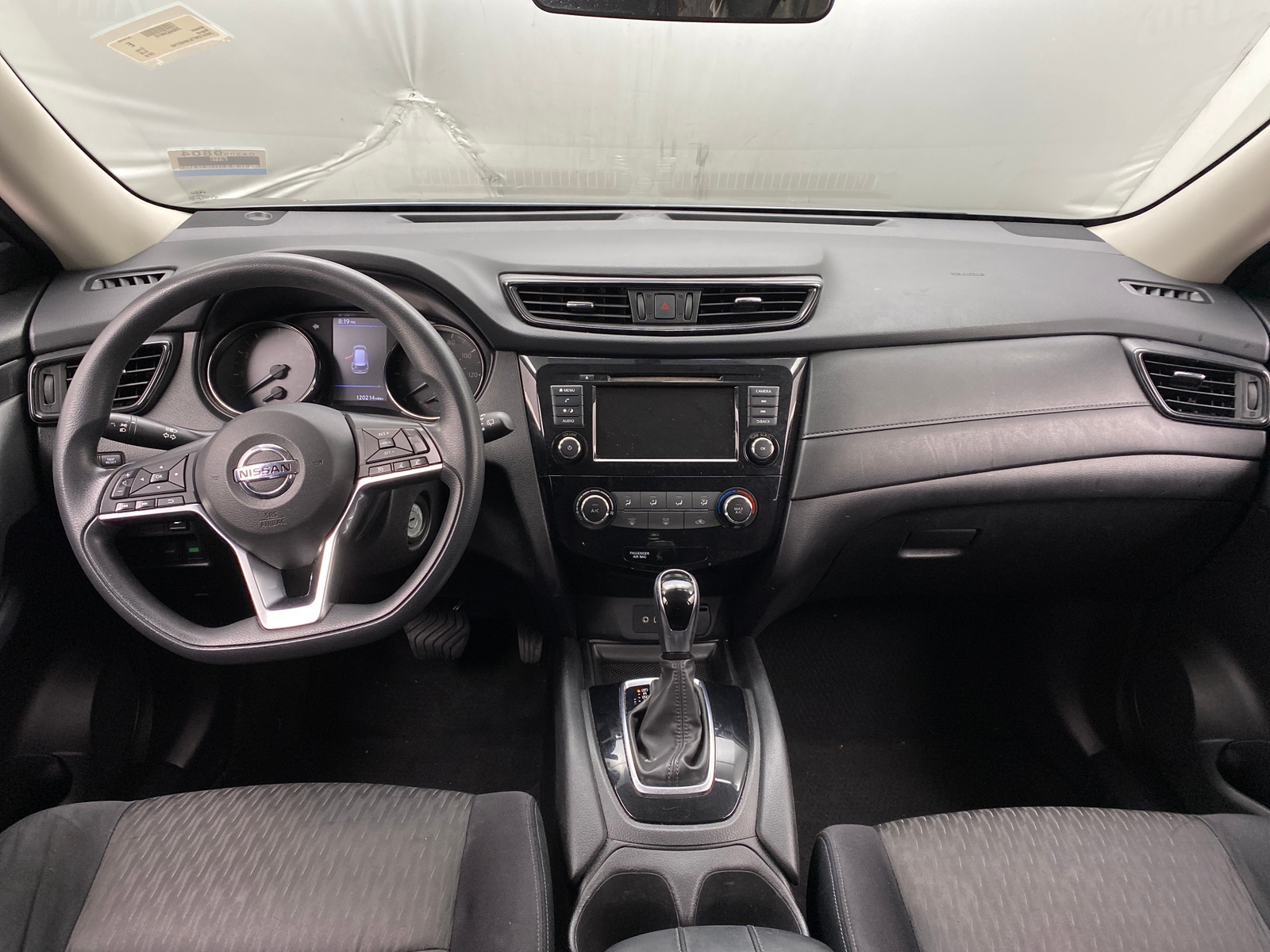 Thumbnail: 2018 Nissan Rogue - 3