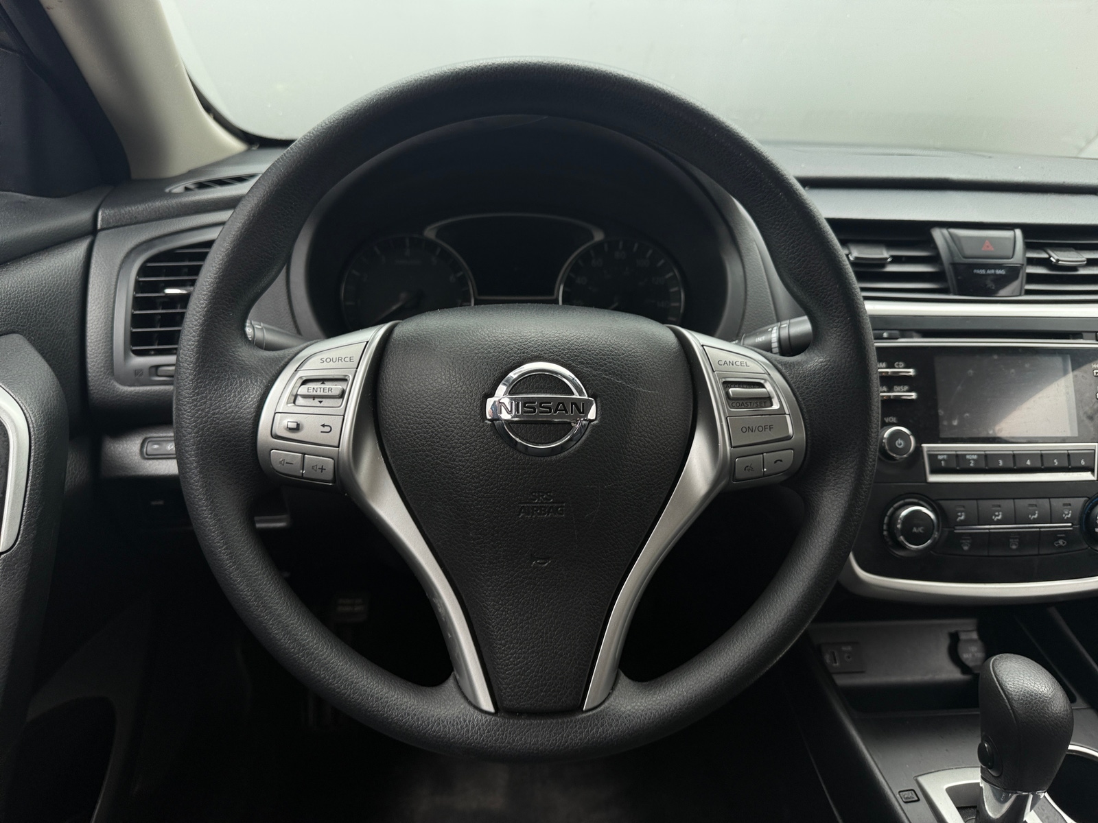 Thumbnail: 2017 Nissan Altima - 5