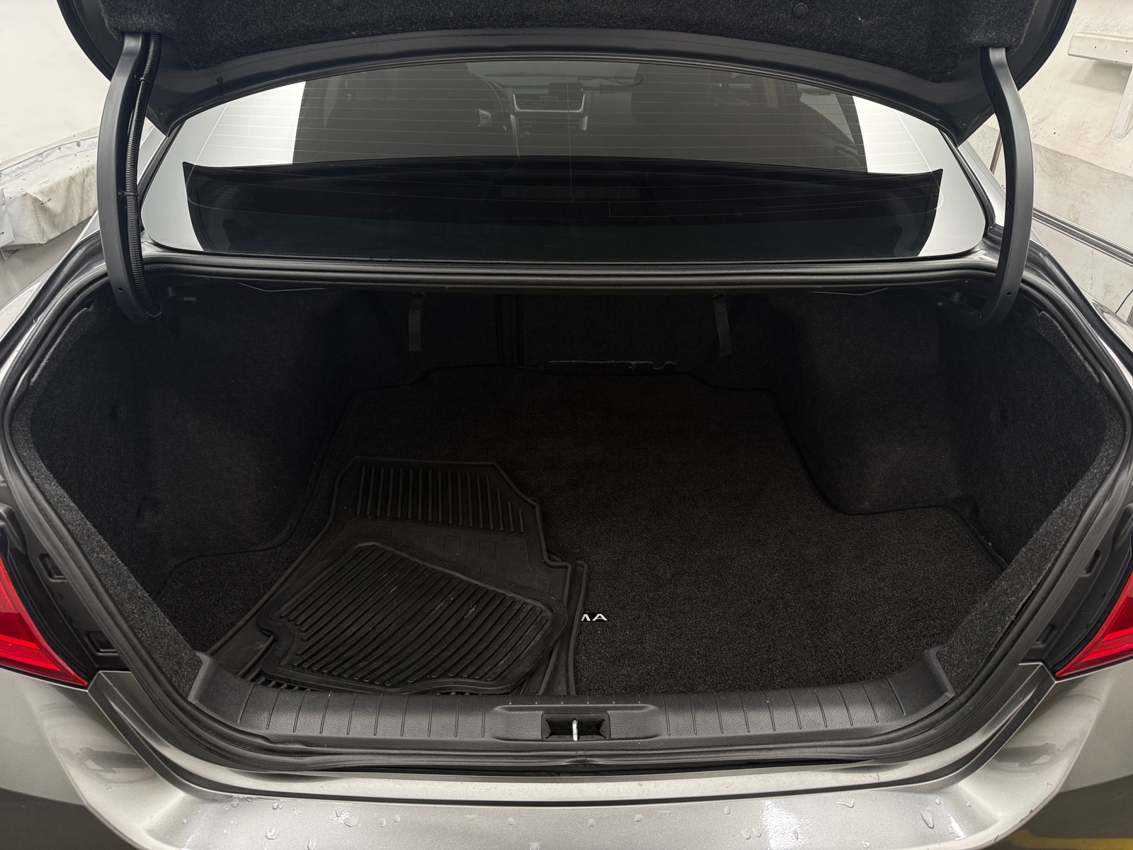 Thumbnail: 2017 Nissan Altima - 7