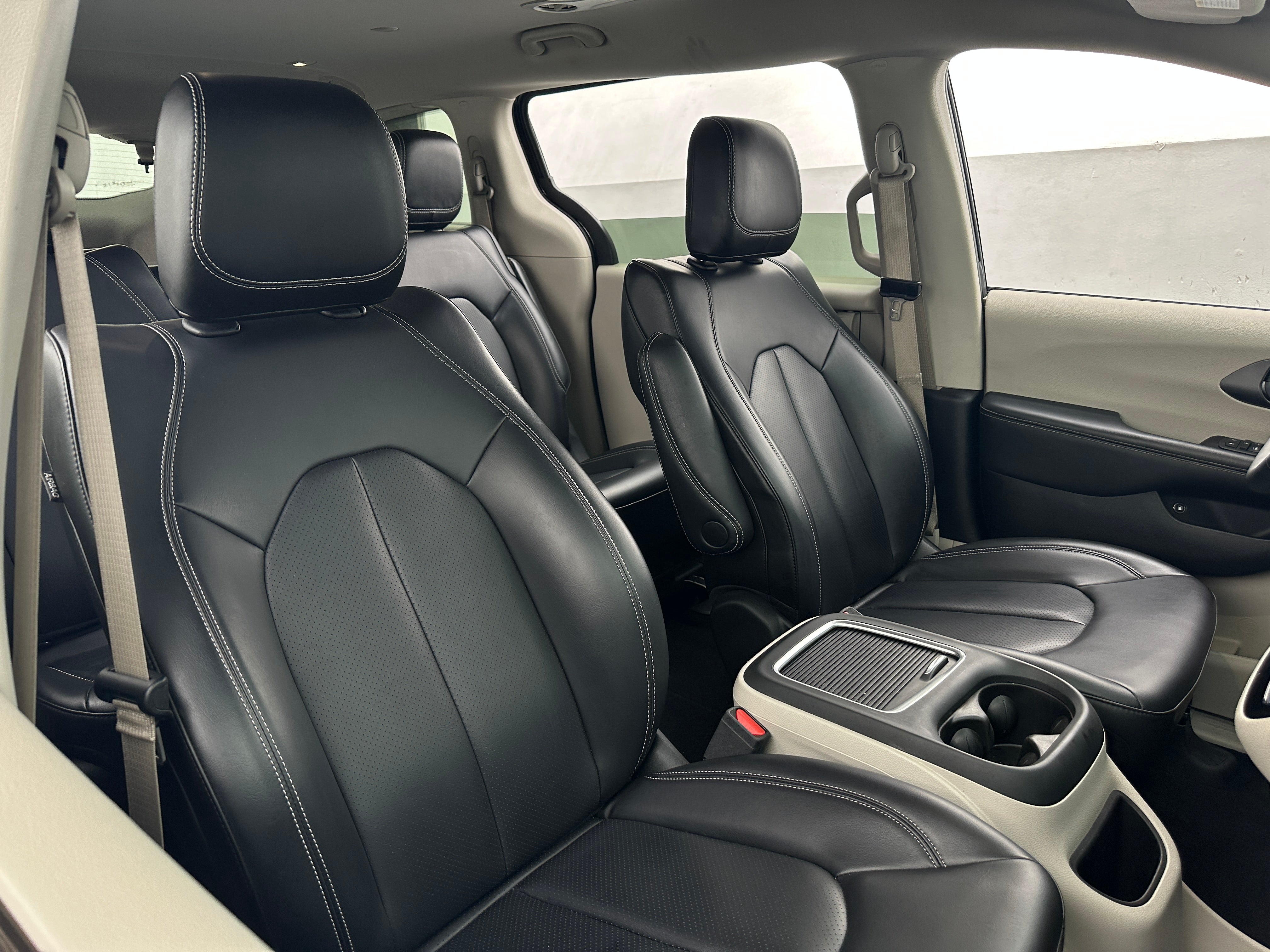 2023 Chrysler Pacifica Hybrid