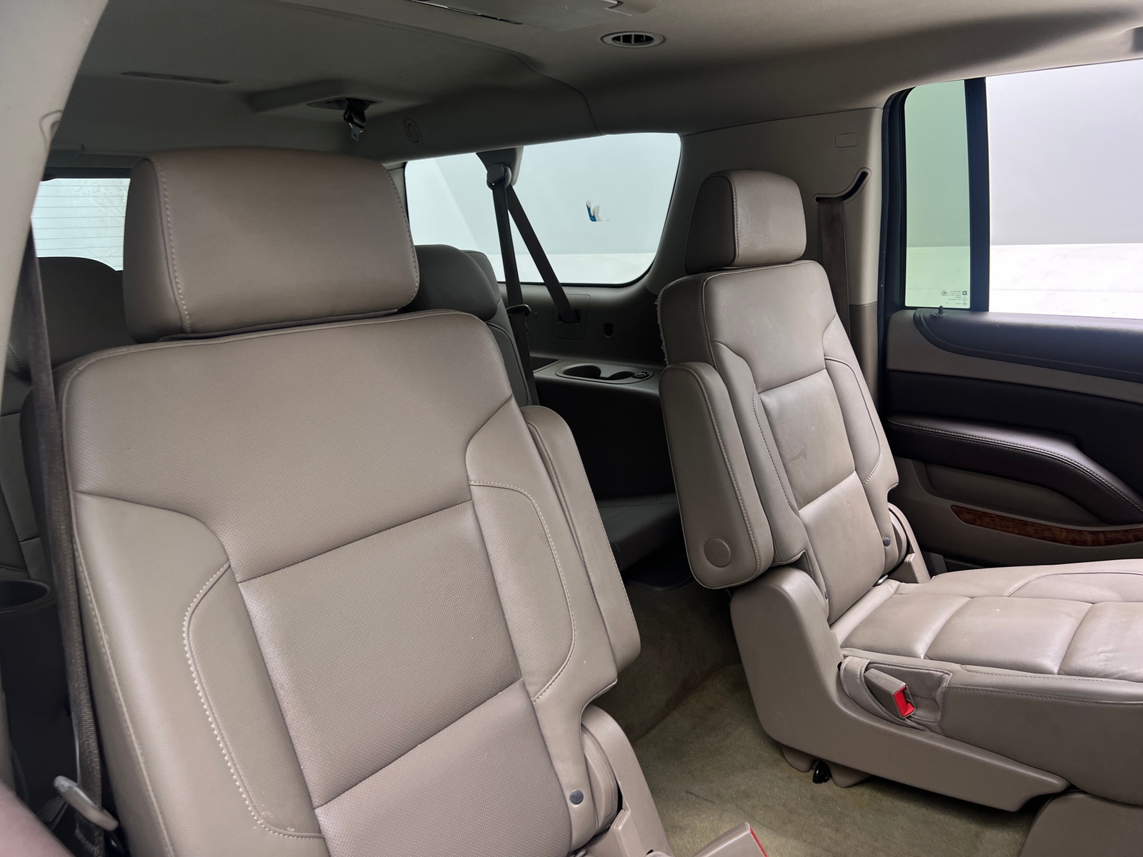 Thumbnail: 2016 Chevrolet Suburban - 5