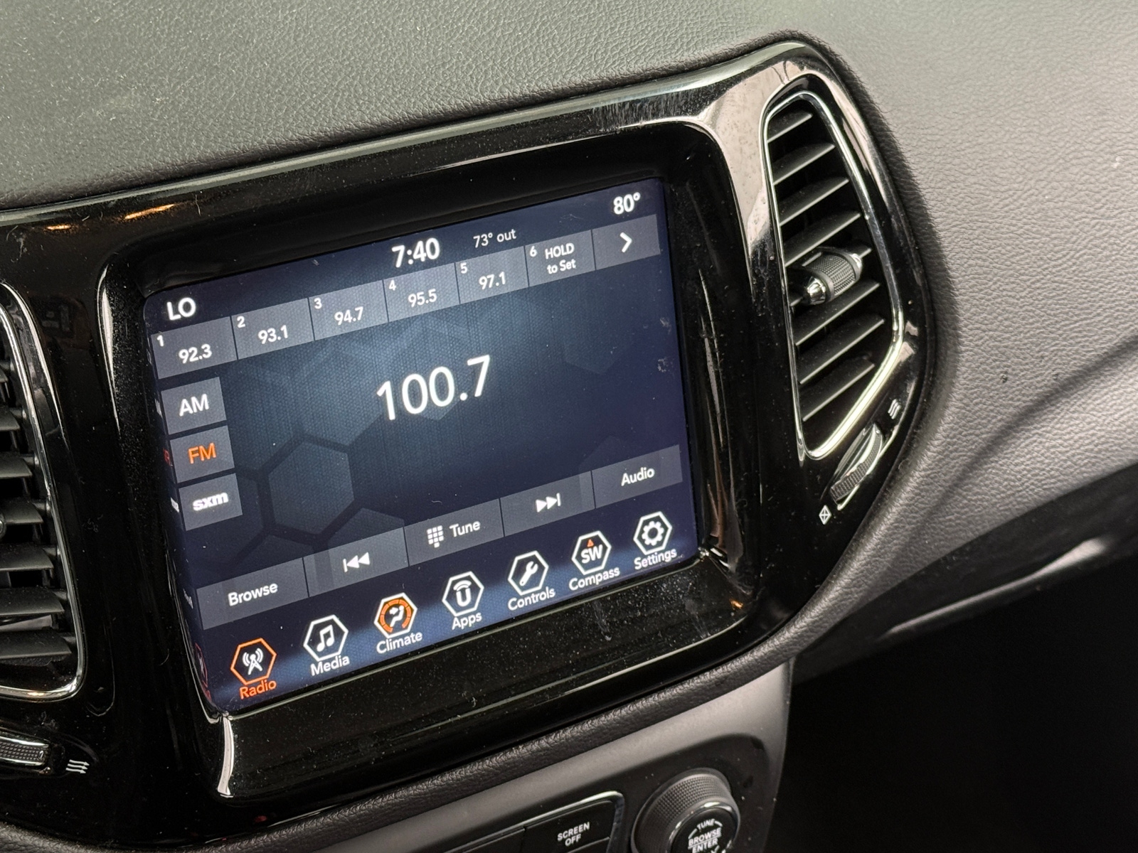 Thumbnail: 2018 Jeep Compass - 3