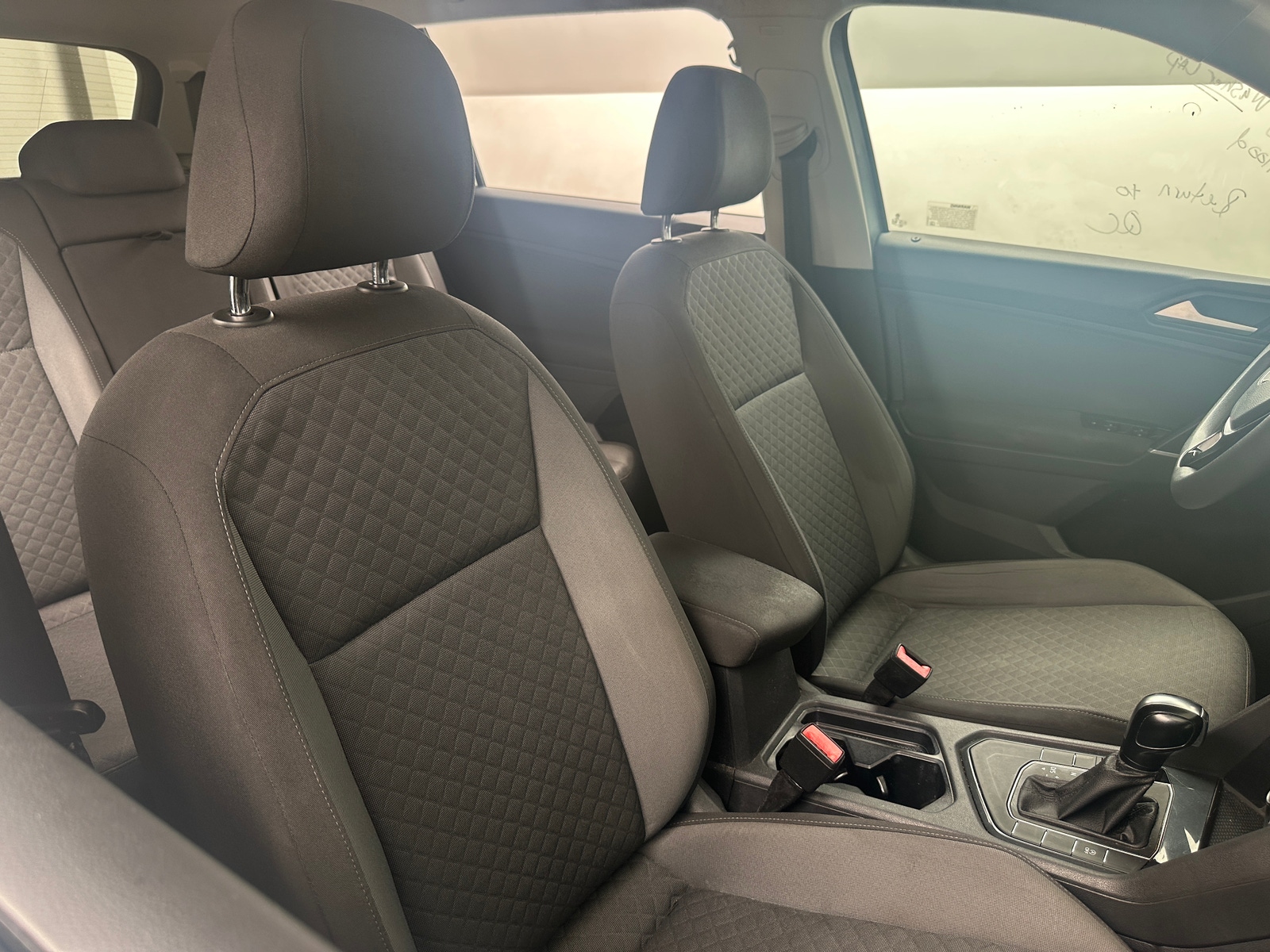 Thumbnail: 2020 Volkswagen Tiguan - 2