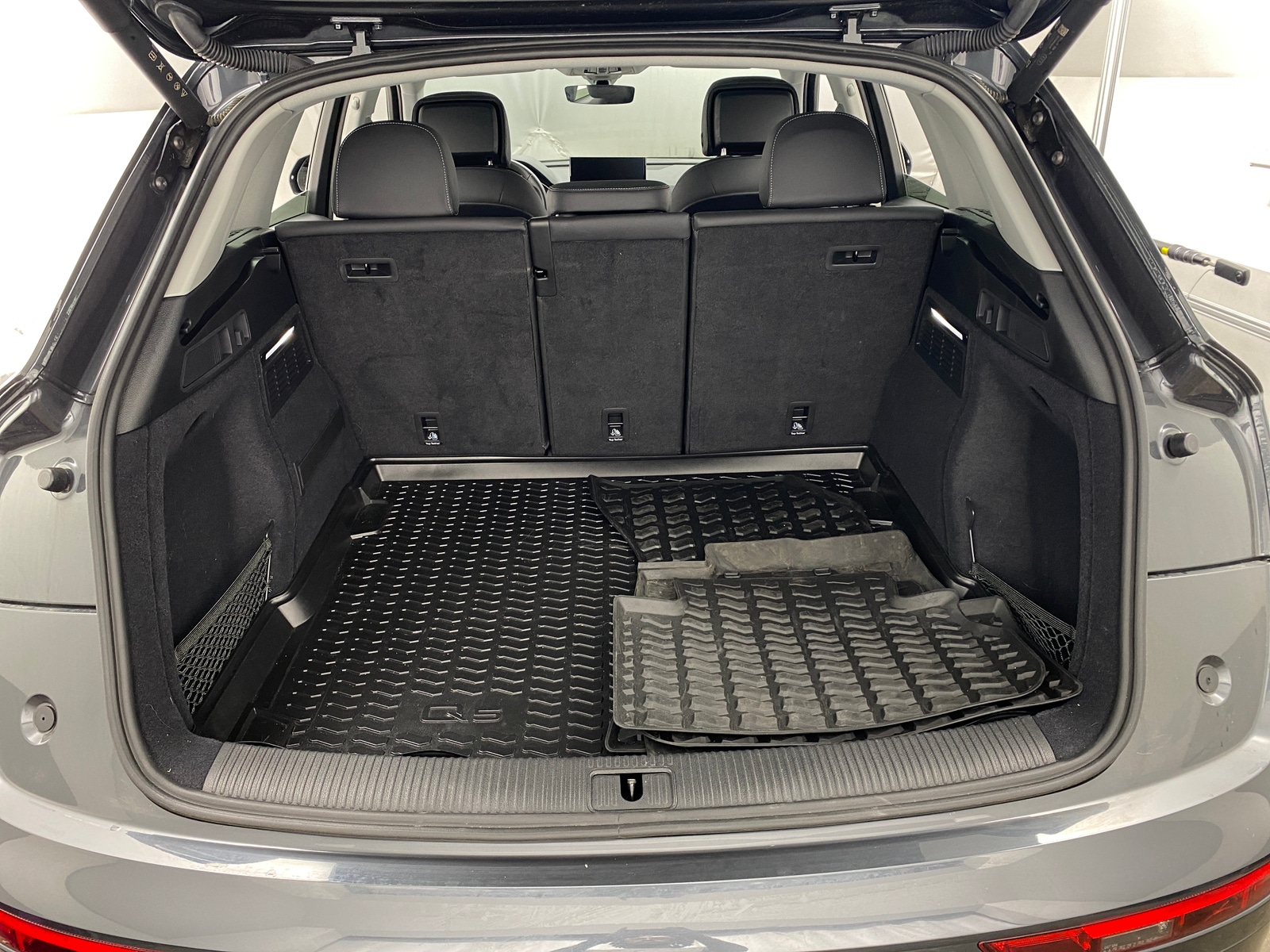 Thumbnail: 2025 Audi Q5 - 6