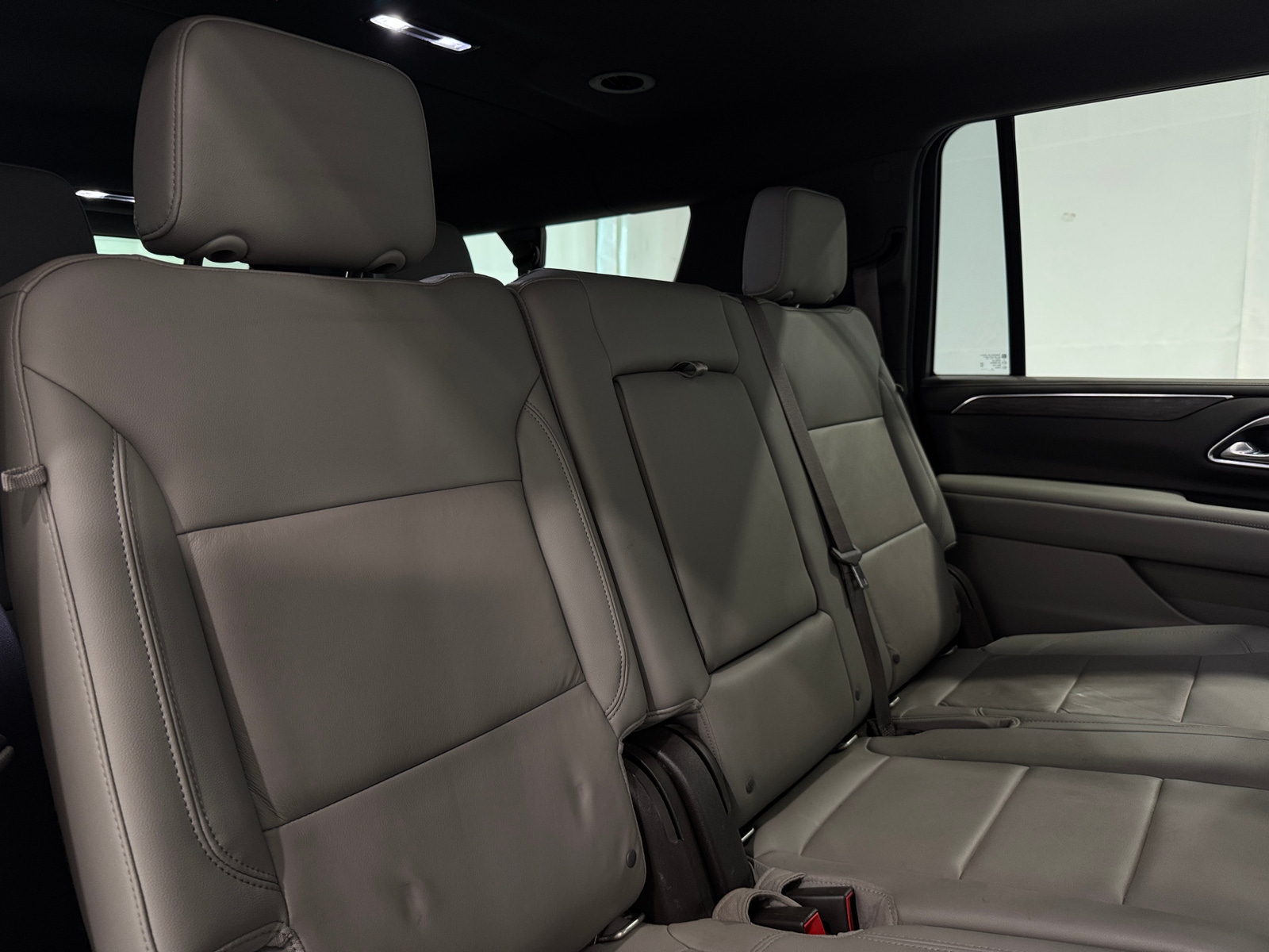 Thumbnail: 2021 Chevrolet Suburban - 5