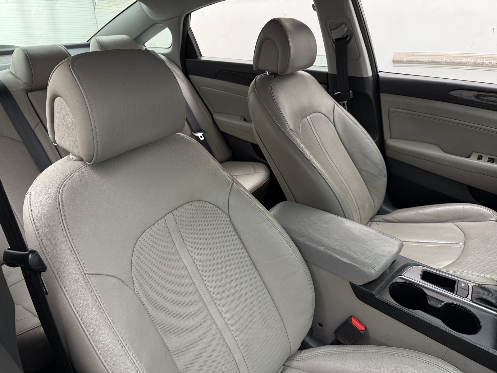 Thumbnail: 2015 Hyundai Sonata - 2