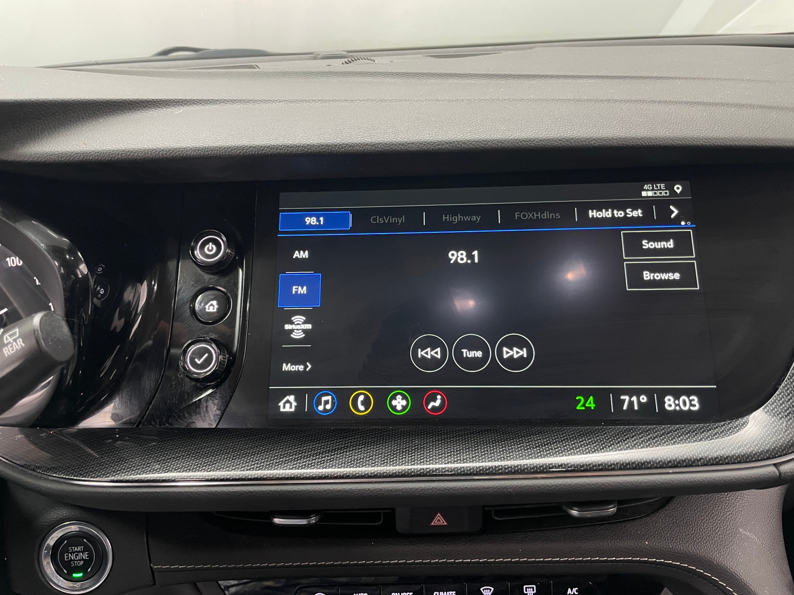 Thumbnail: 2022 Buick Envision - 4