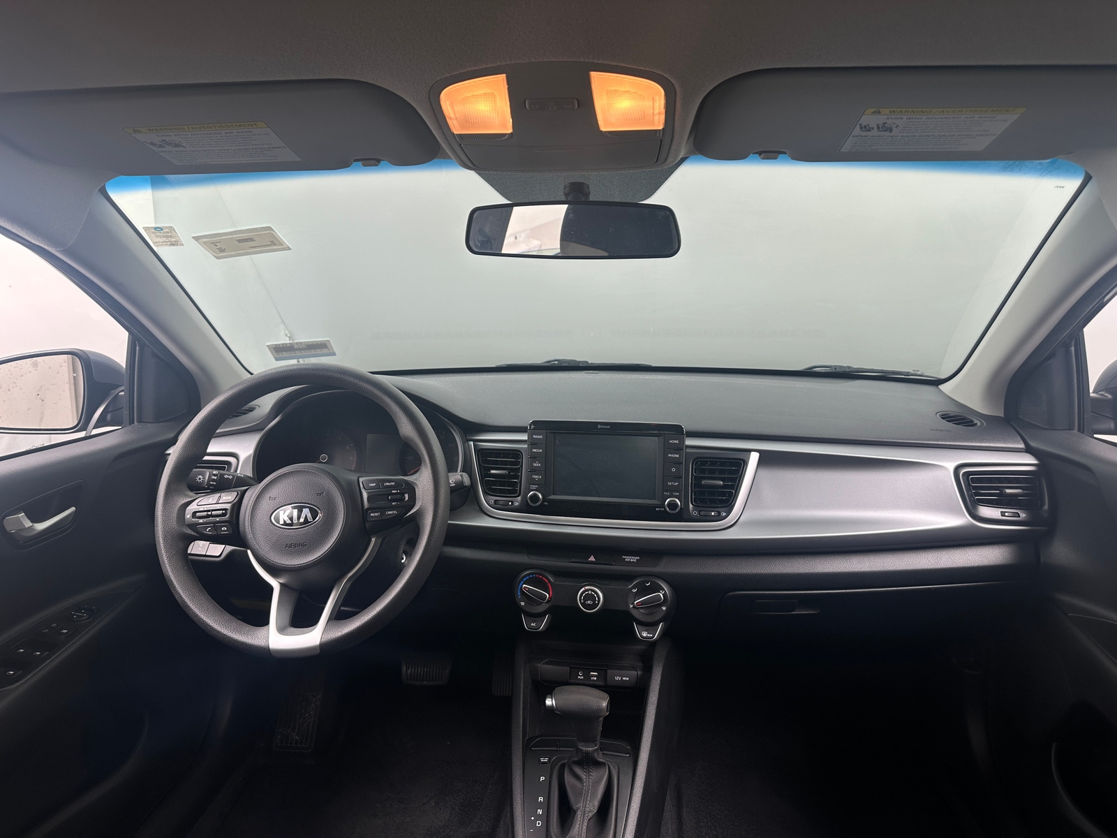 Thumbnail: 2020 Kia Rio - 3