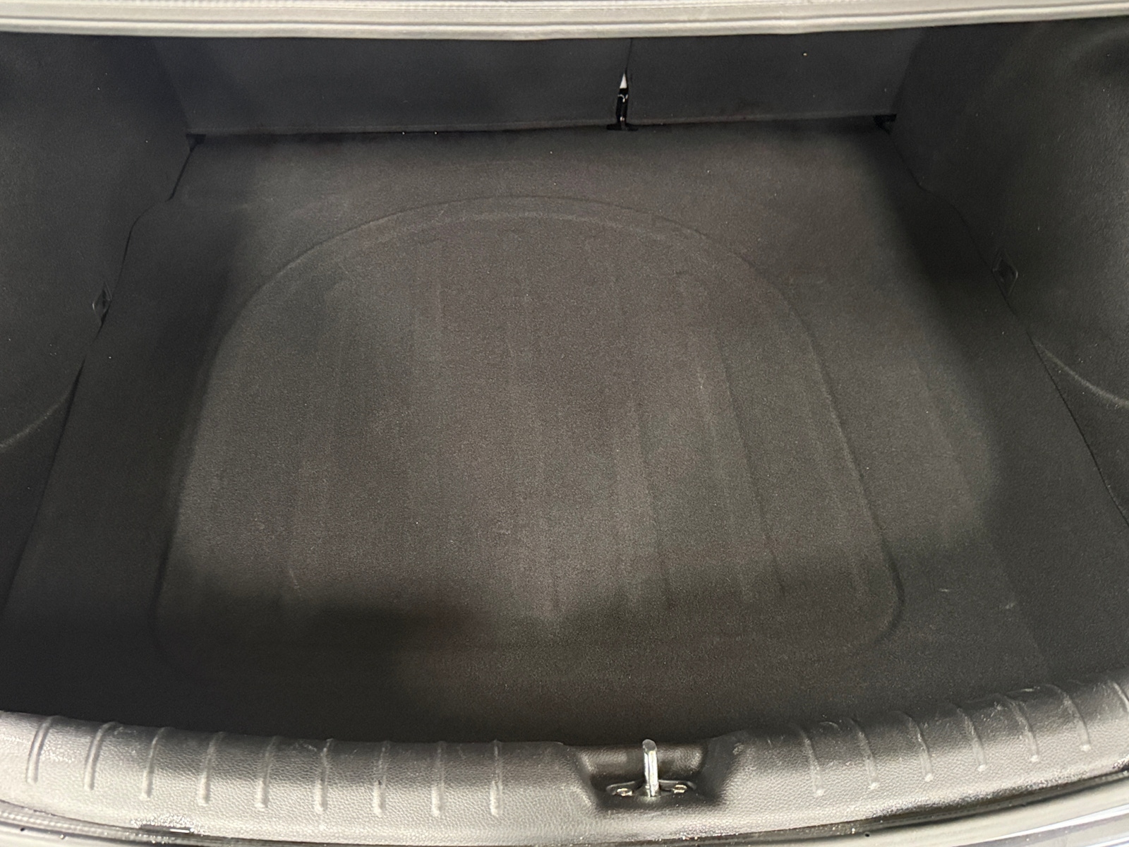 Thumbnail: 2020 Kia Rio - 7