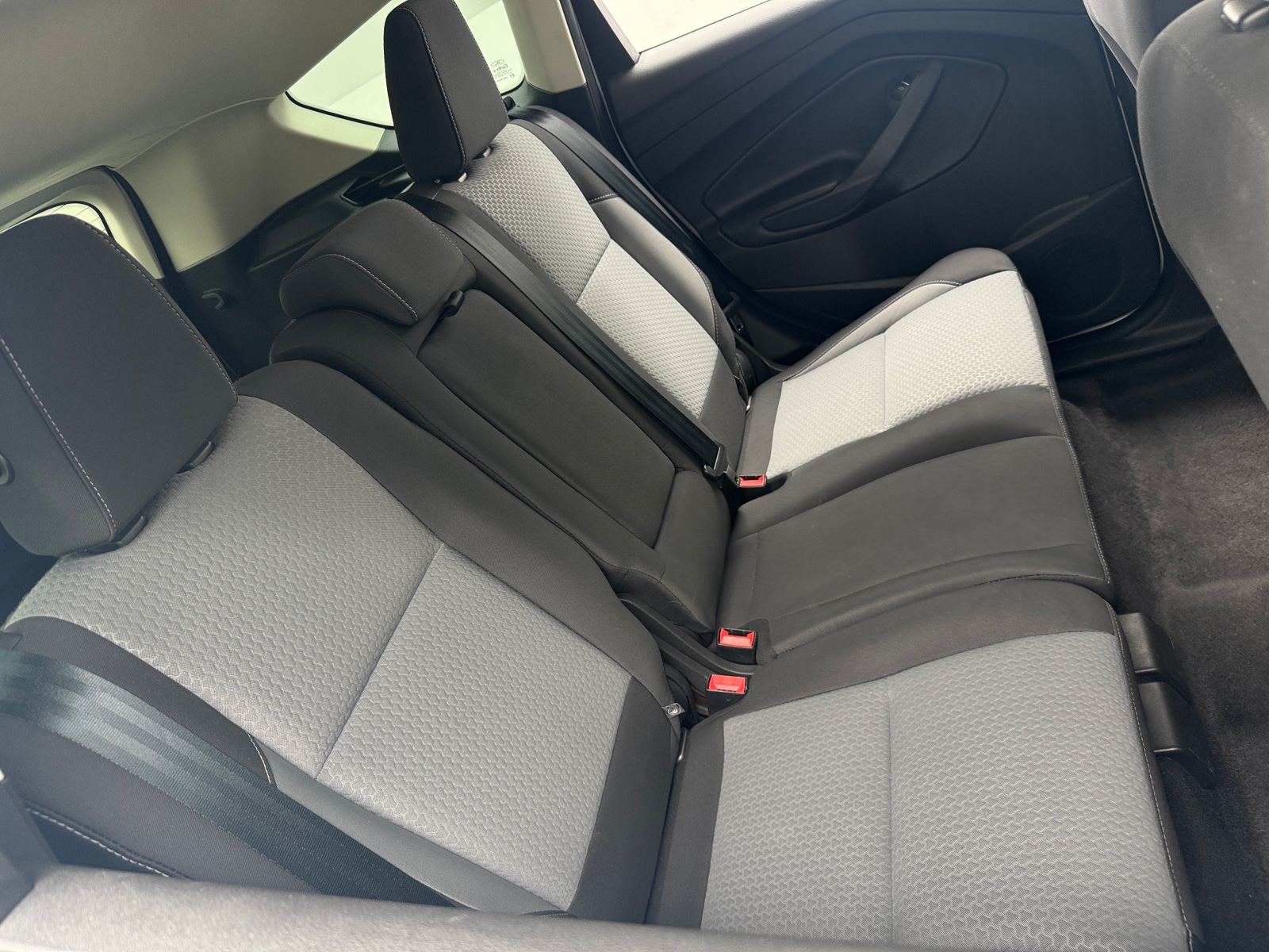 Thumbnail: 2019 Ford Escape - 6