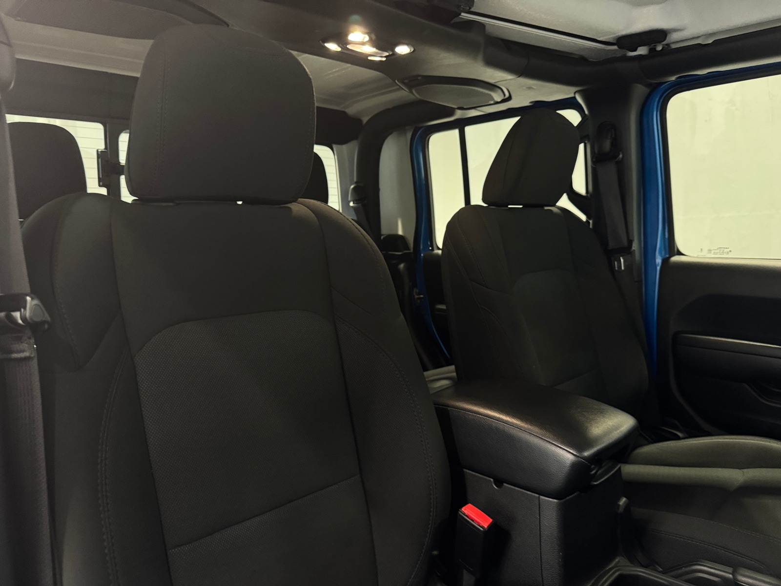 Thumbnail: 2023 Jeep Gladiator - 2