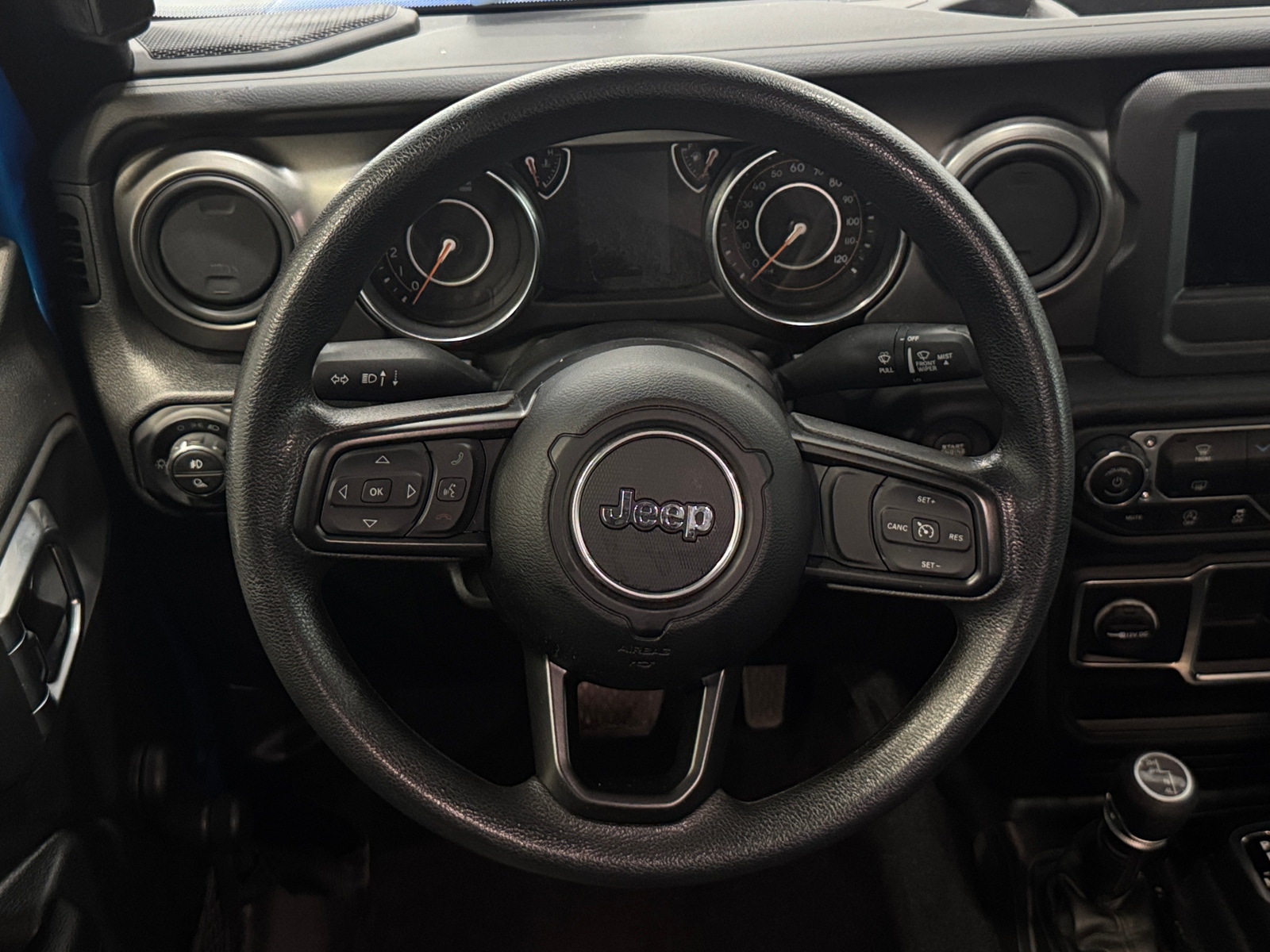 Thumbnail: 2023 Jeep Gladiator - 5