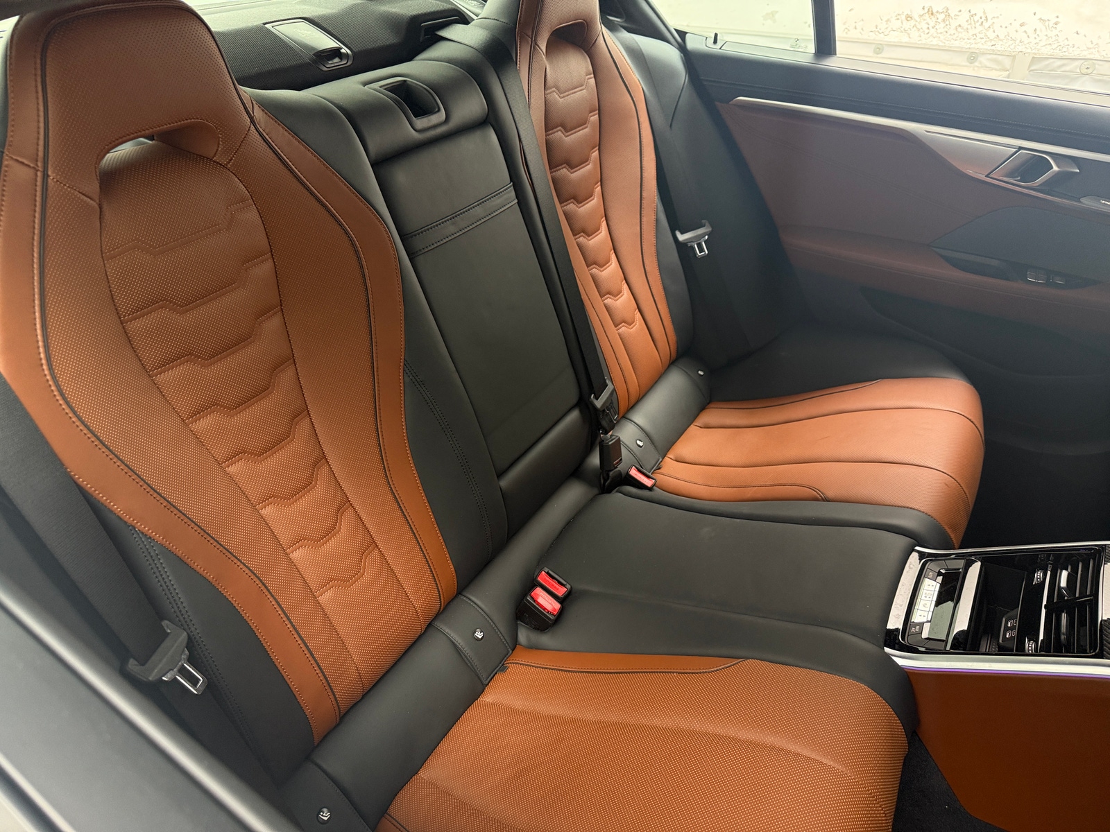 Thumbnail: 2025 BMW 8 Series - 5