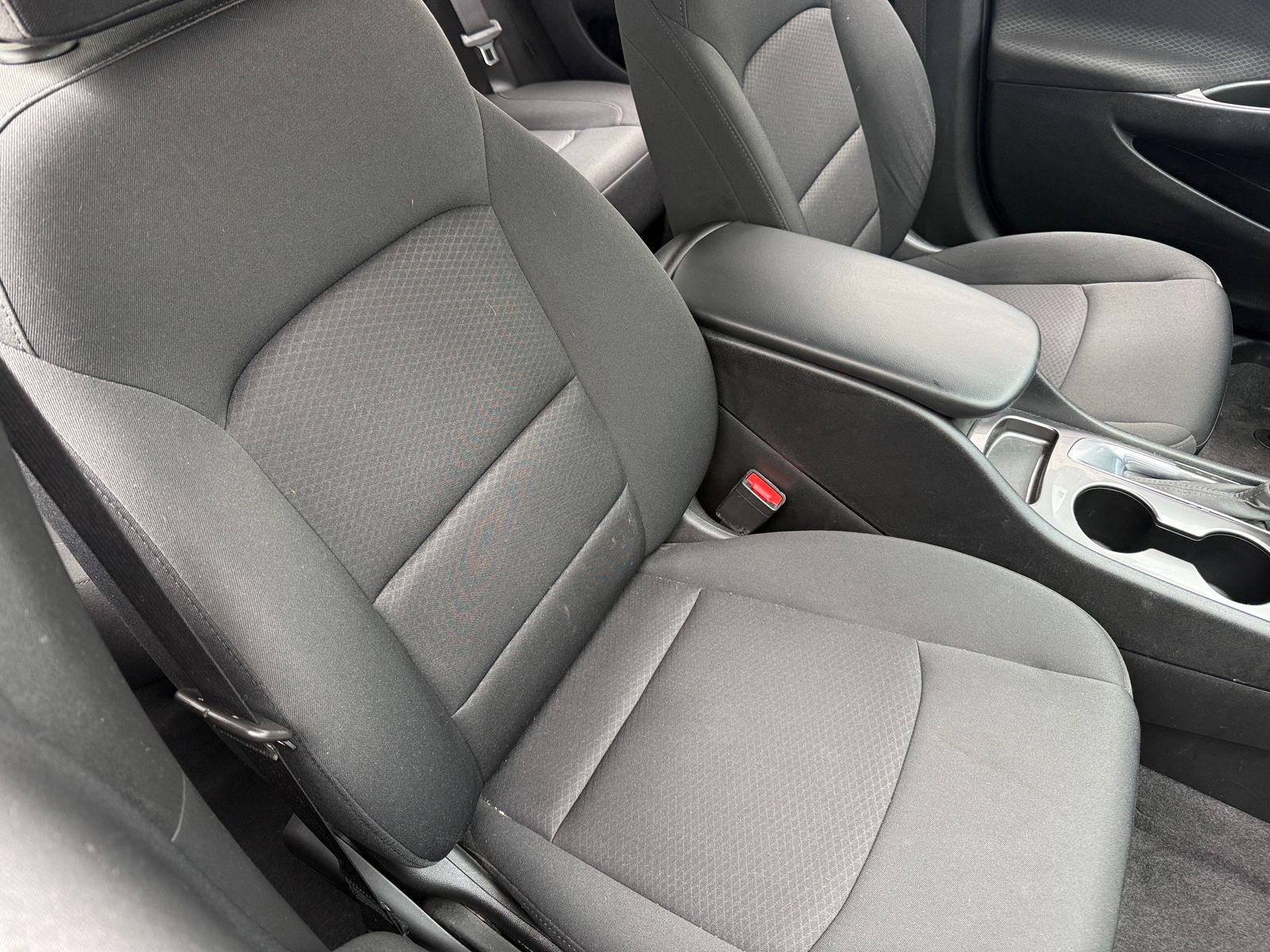 Thumbnail: 2020 Chevrolet Malibu - 2