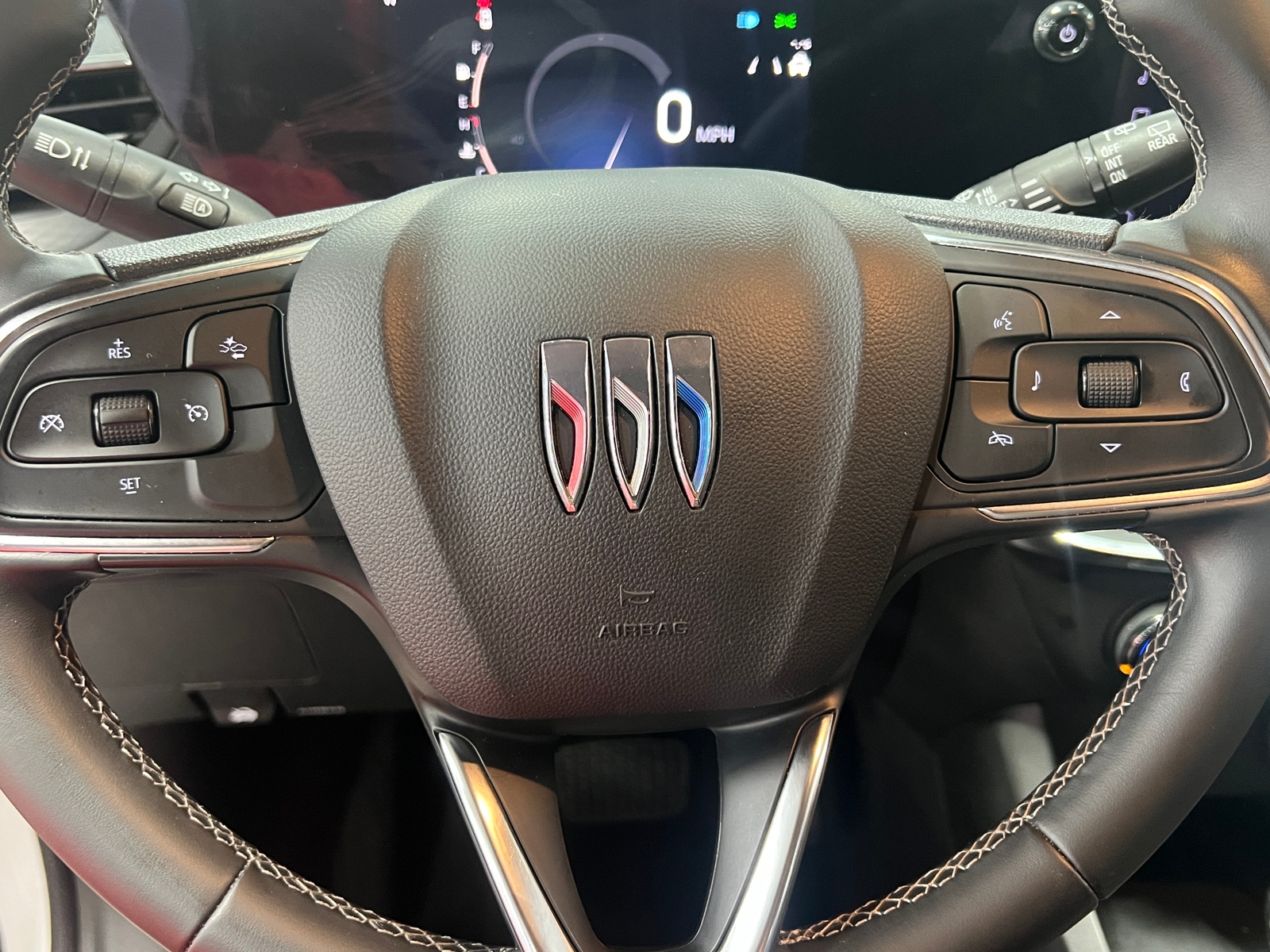 Thumbnail: 2025 Buick Encore GX - 4