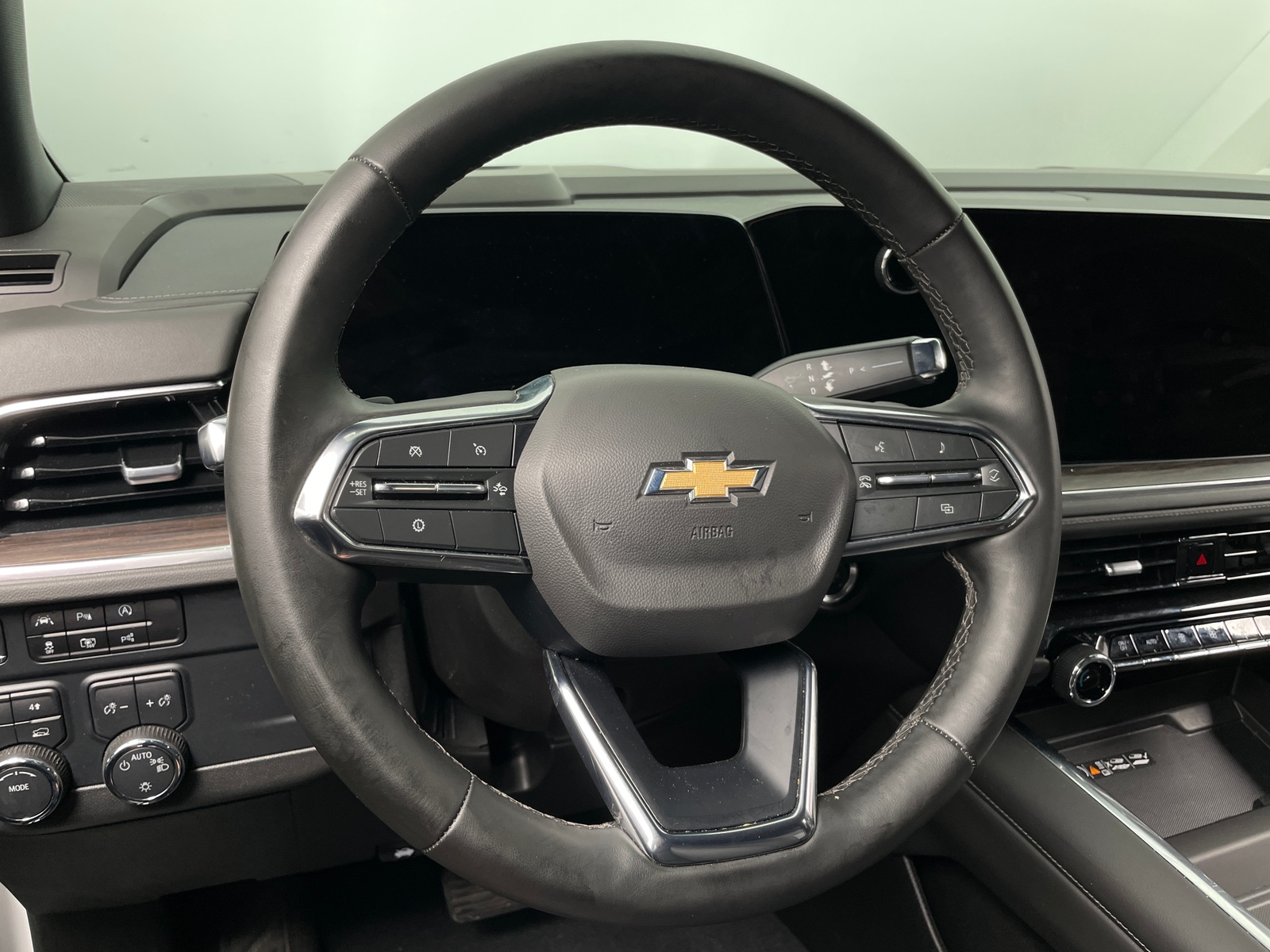 Thumbnail: 2025 Chevrolet Tahoe - 4