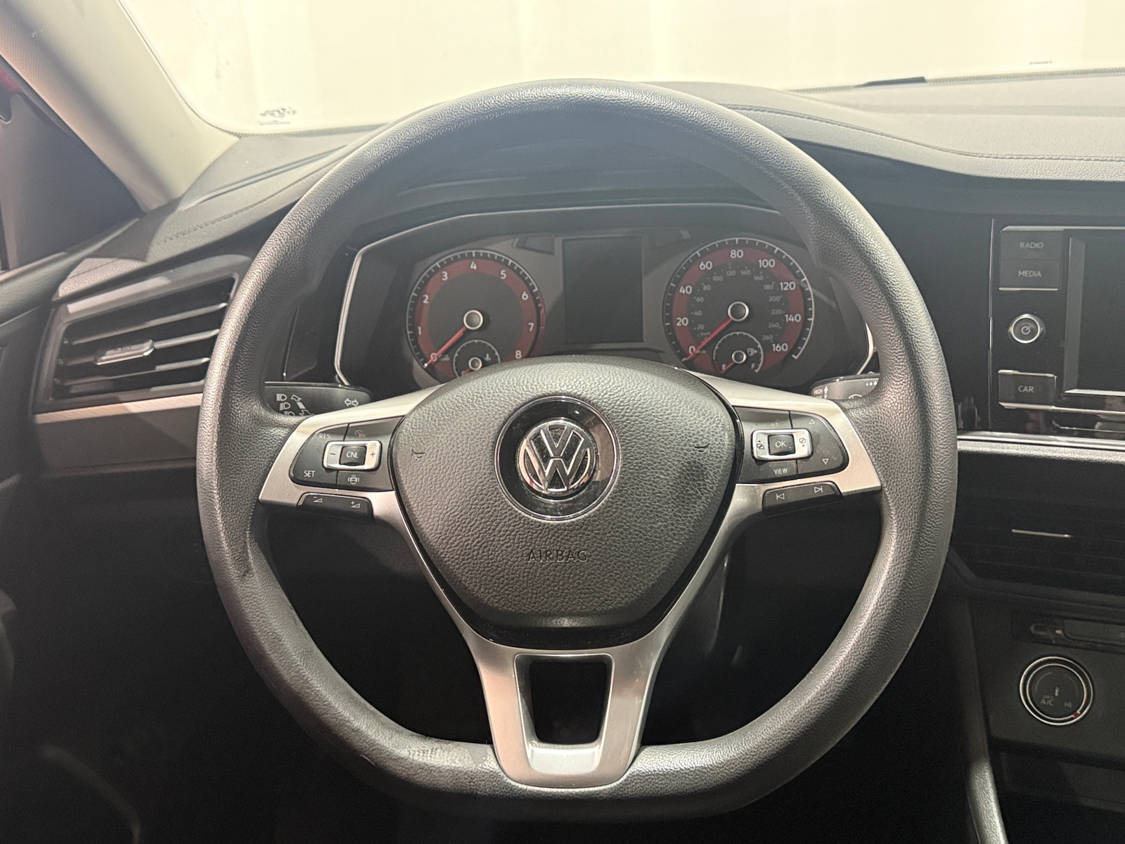 Thumbnail: 2019 Volkswagen Jetta - 5