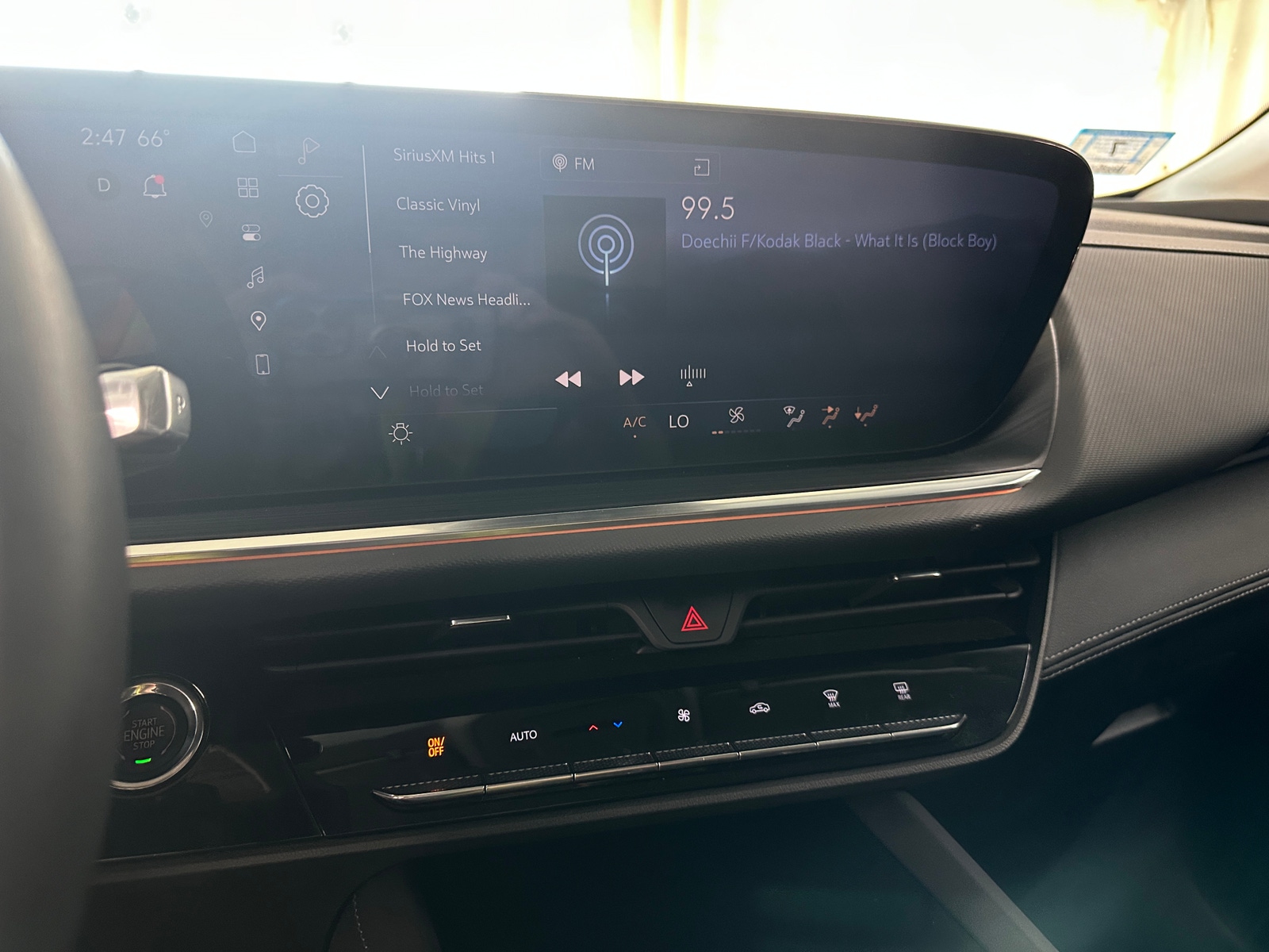 Thumbnail: 2025 Buick Envision - 3