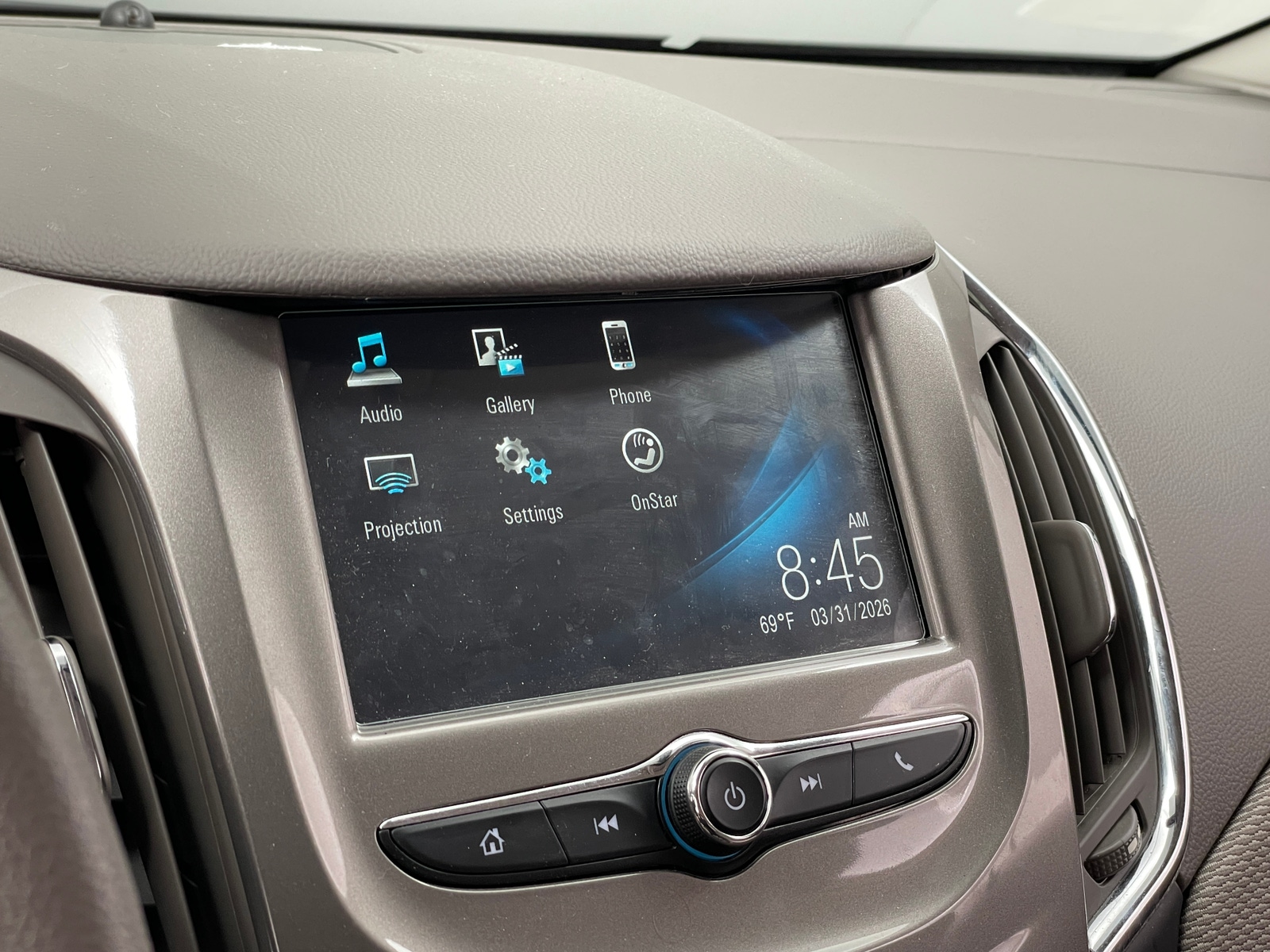 Thumbnail: 2018 Chevrolet Cruze - 4