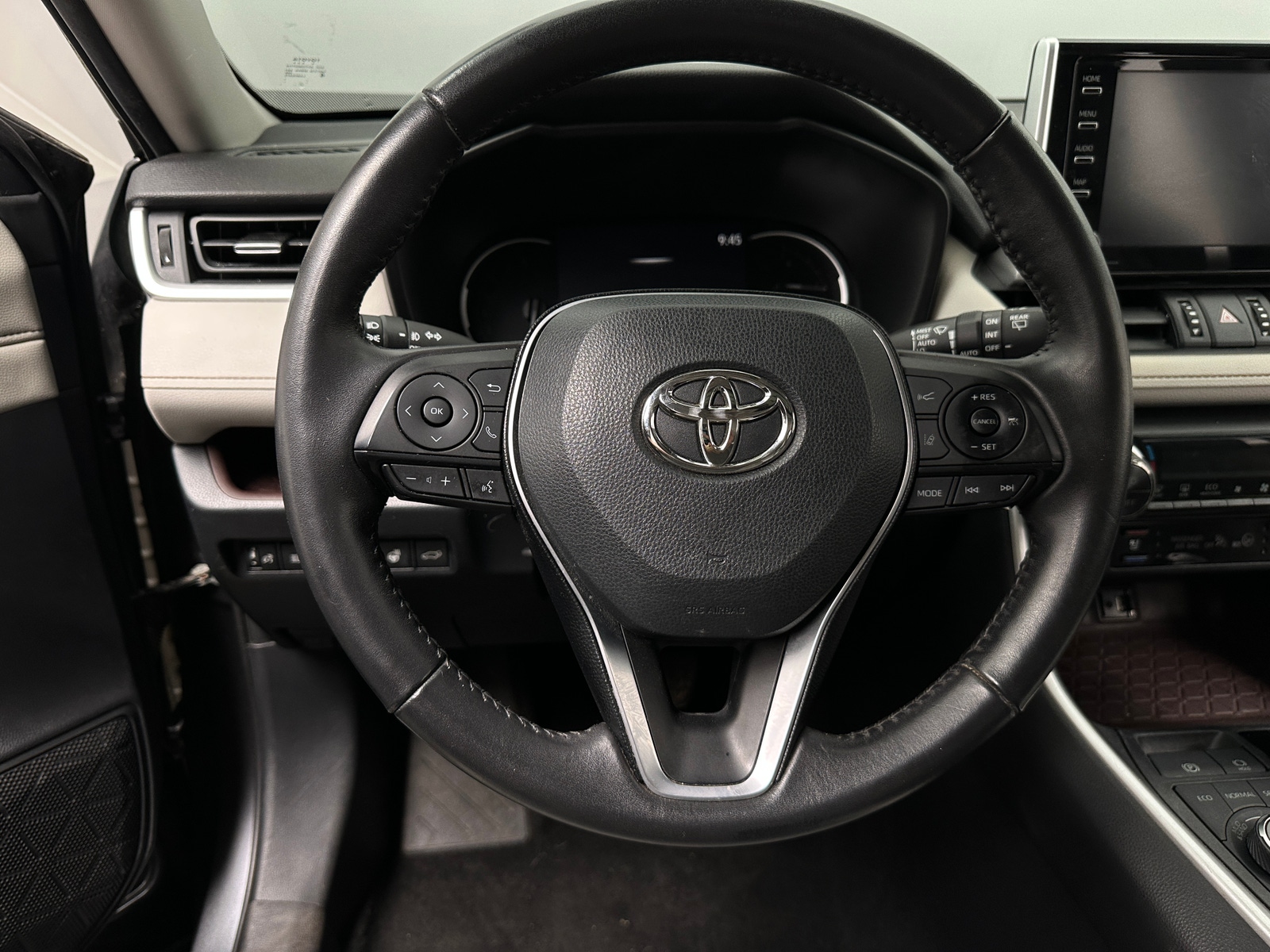 Thumbnail: 2019 Toyota RAV4 - 5